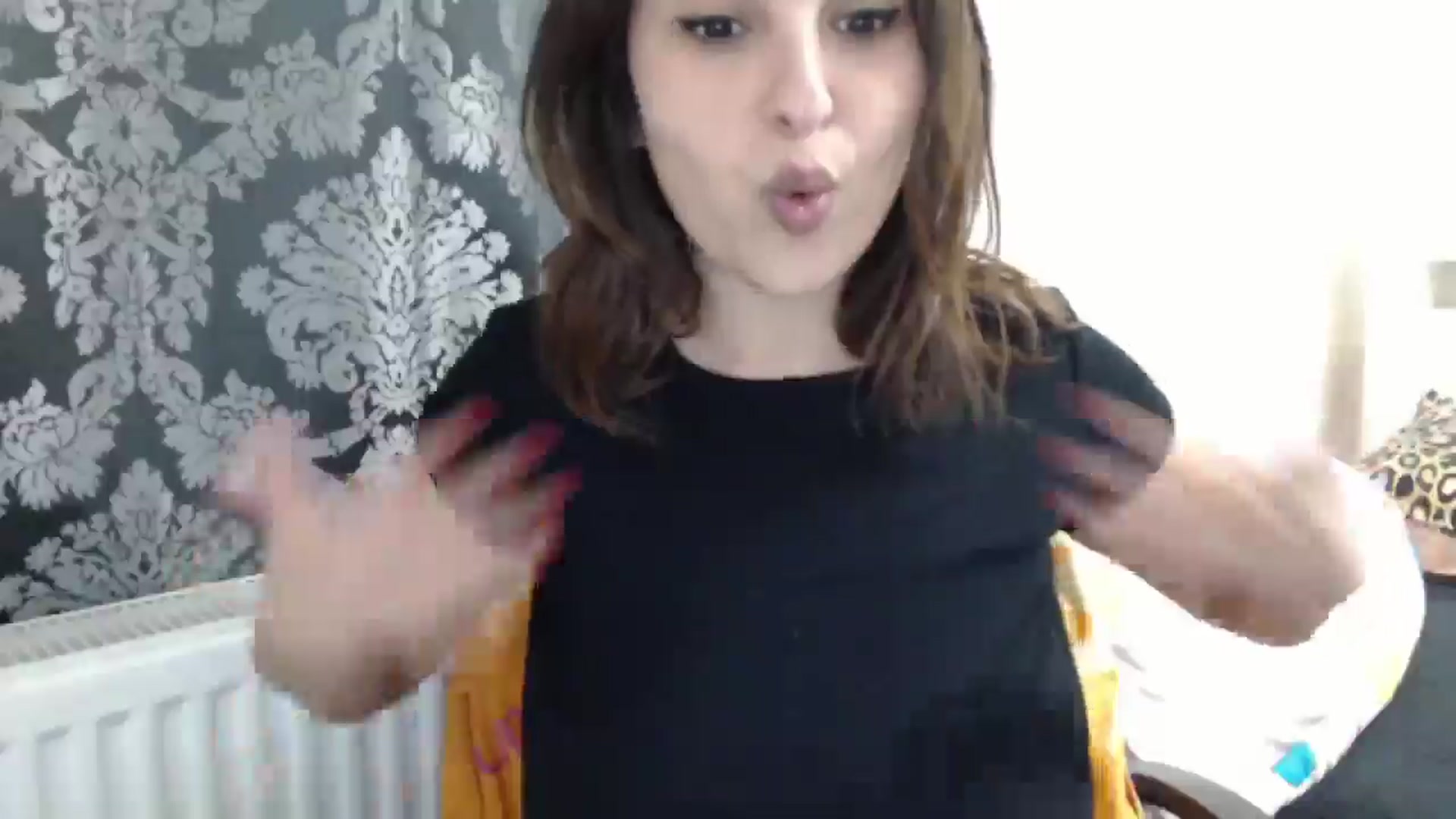 Gallery image thumbnail from goddessMMM's myfreecams stream on, 02/15/2025, 20:50 image 17 of 20