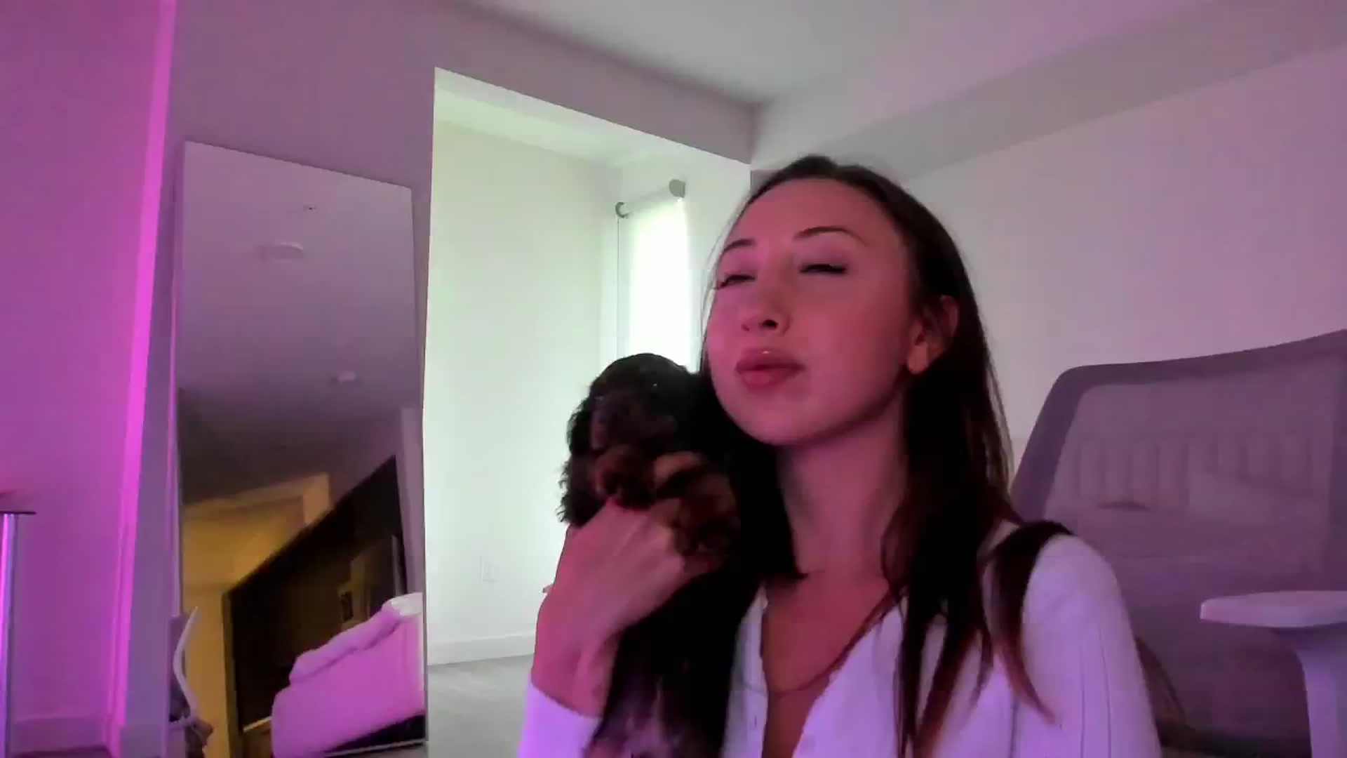 Gallery image thumbnail from goddessccleo's myfreecams stream on, 07/17/2024, 03:03 image 2 of 20