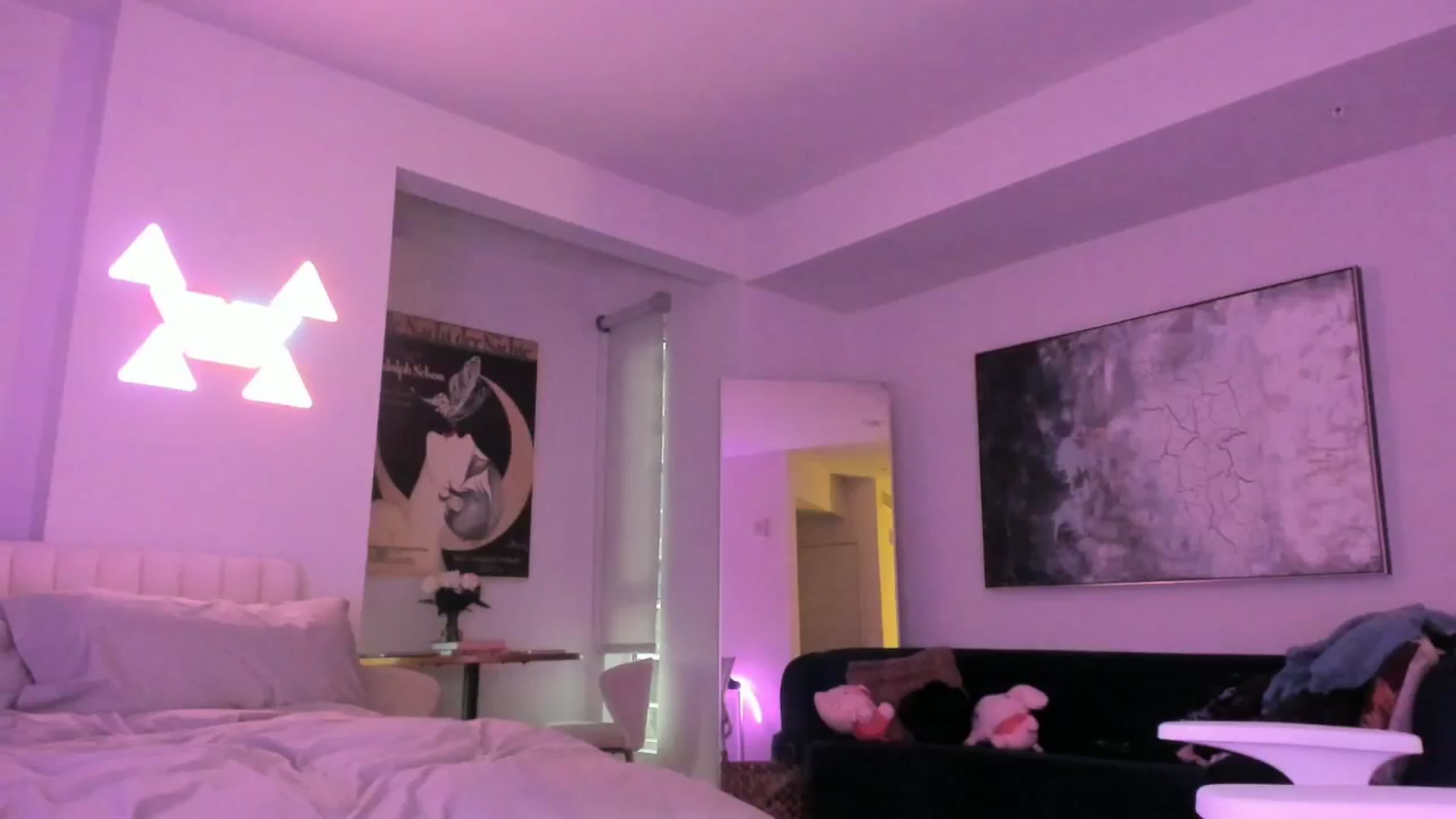 Gallery image thumbnail from goddessccleo's myfreecams stream on, 10/22/2024, 01:22 image 19 of 20