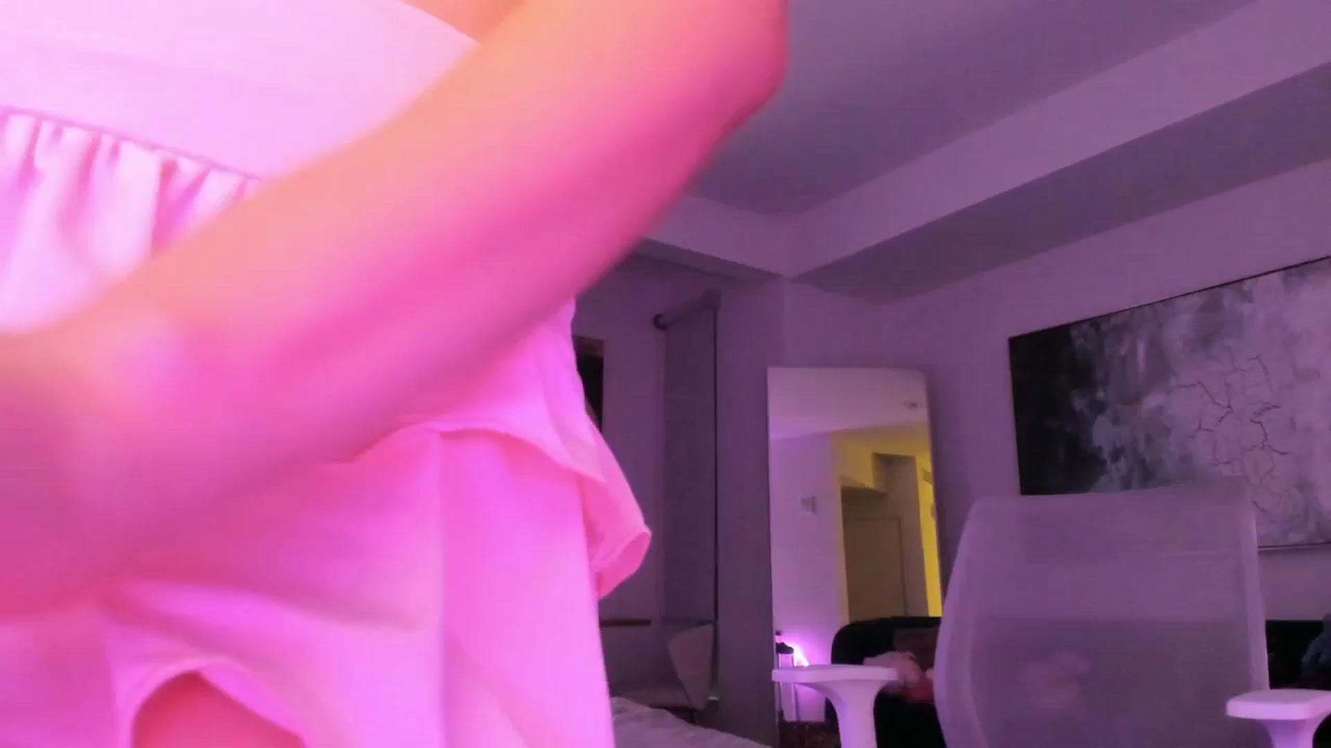 Gallery image thumbnail from goddessccleo's myfreecams stream on, 10/22/2024, 04:01 image 14 of 20