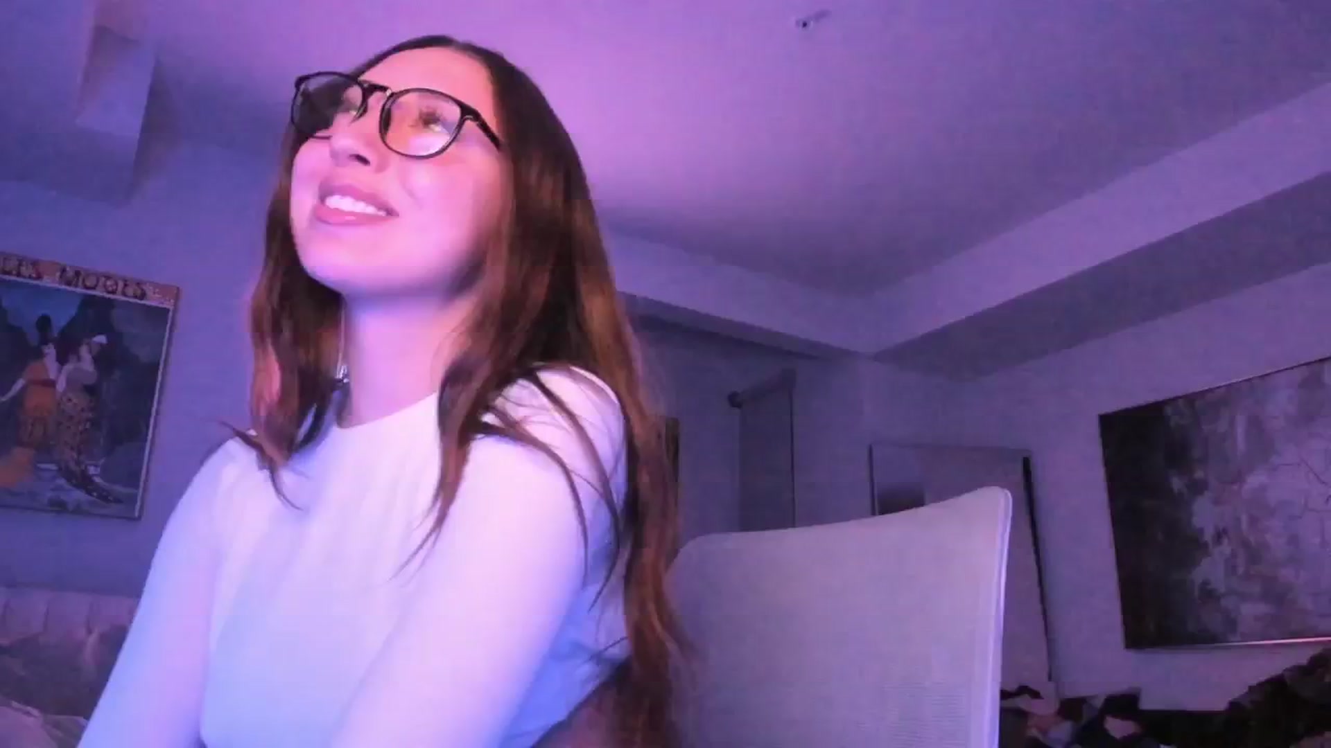 Gallery image thumbnail from goddessccleo's myfreecams stream on, 11/27/2024, 04:05 image 15 of 20