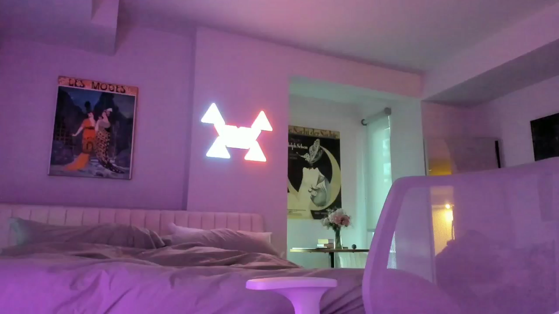 Gallery image thumbnail from goddessccleo's myfreecams stream on, 11/28/2024, 01:02 image 8 of 20