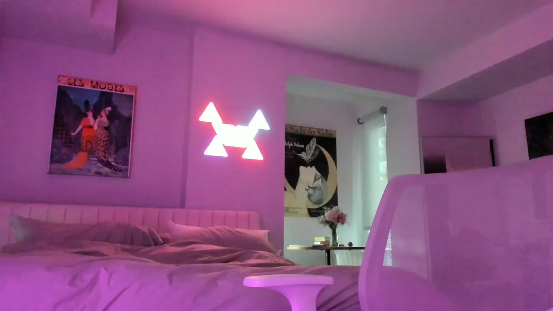 Gallery image thumbnail from goddessccleo's myfreecams stream on, 11/28/2024, 01:02 image 9 of 20