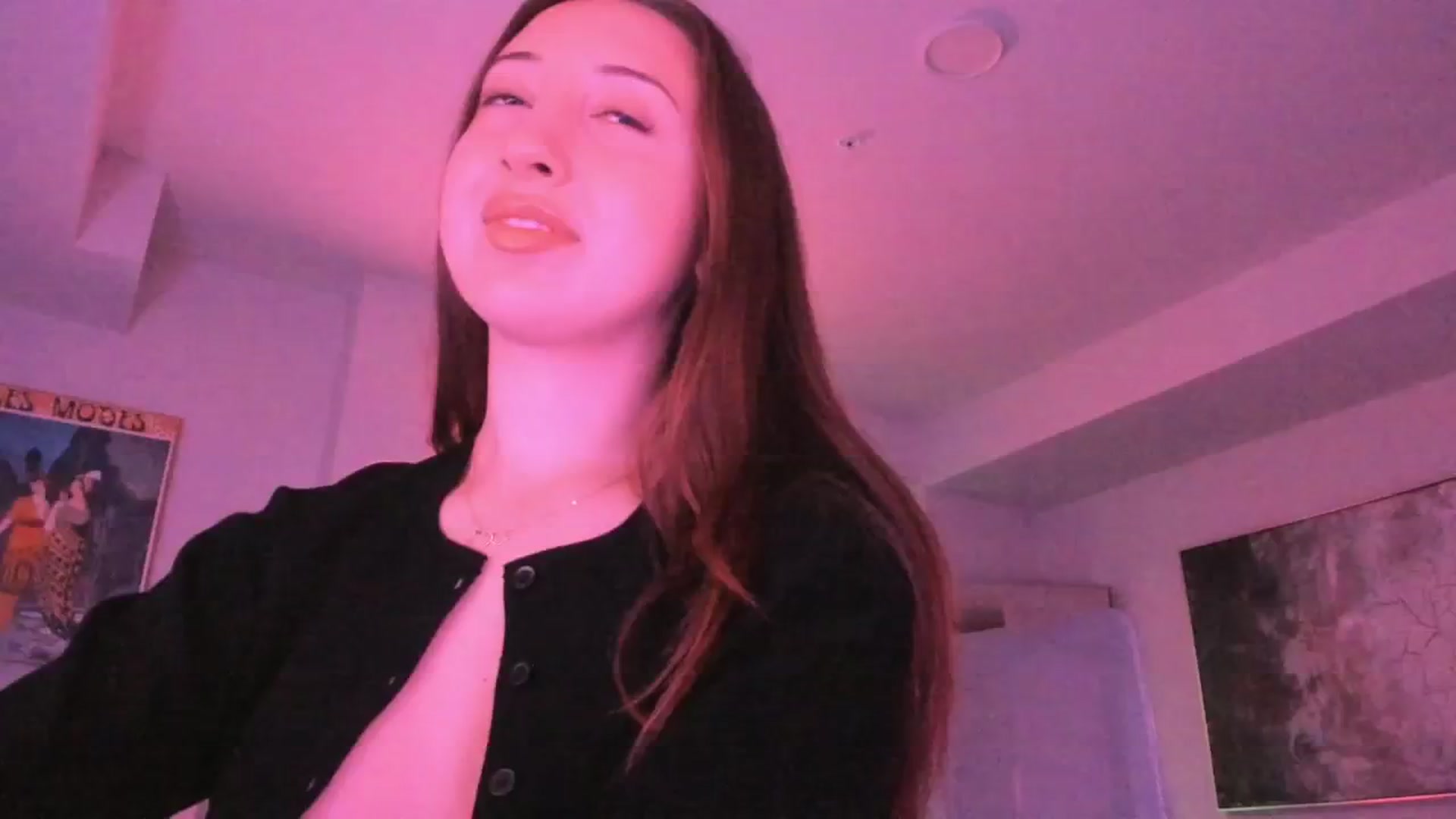 Gallery image thumbnail from goddessccleo's myfreecams stream on, 12/04/2024, 02:17 image 7 of 20