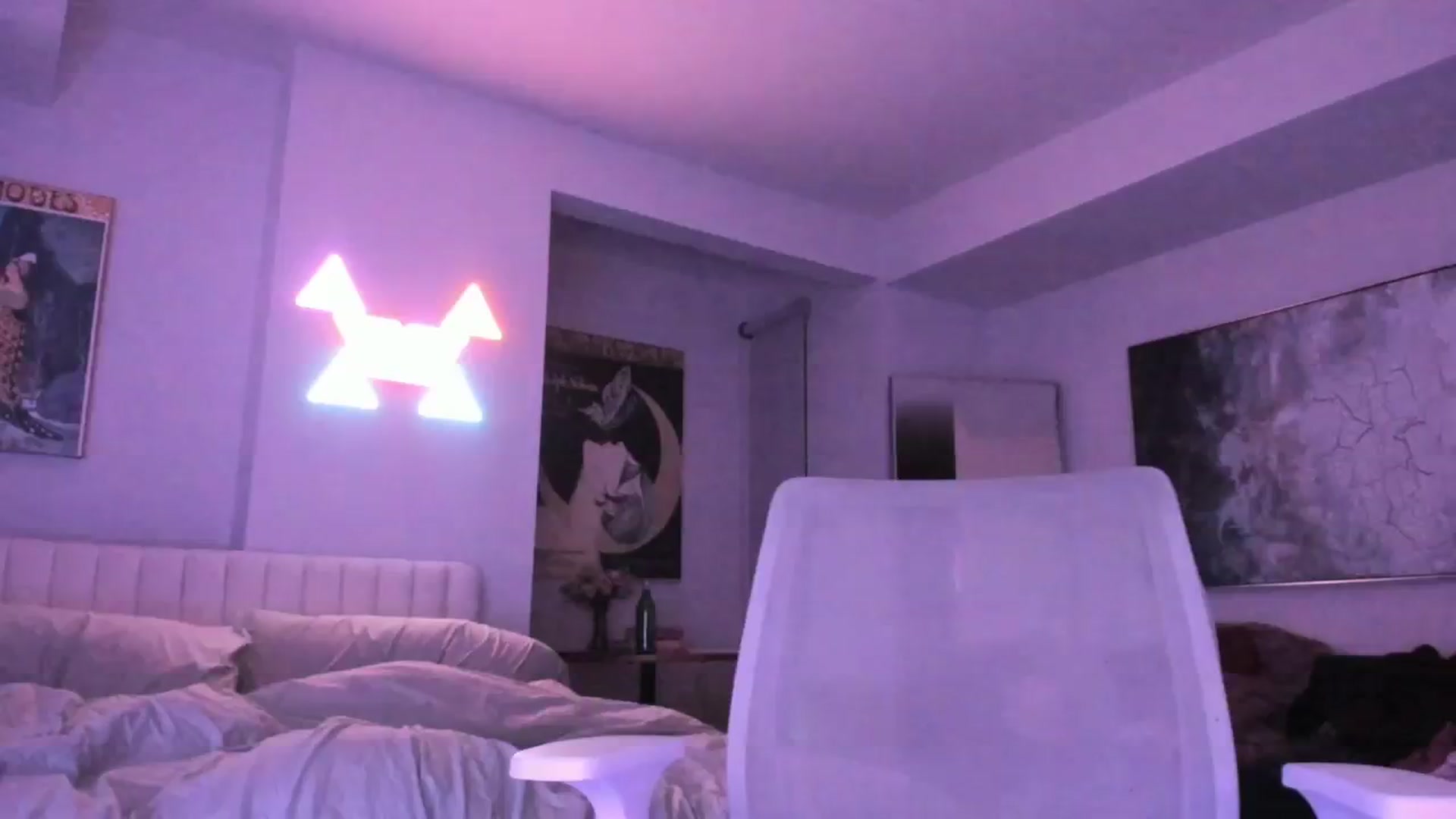 Gallery image thumbnail from goddessccleo's myfreecams stream on, 12/06/2024, 03:45 image 10 of 20