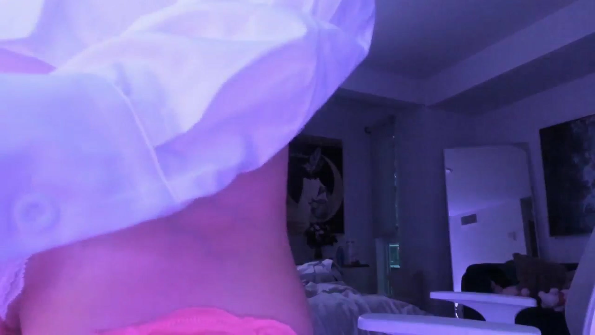 Gallery image thumbnail from goddessccleo's myfreecams stream on, 12/13/2024, 01:35 image 3 of 20