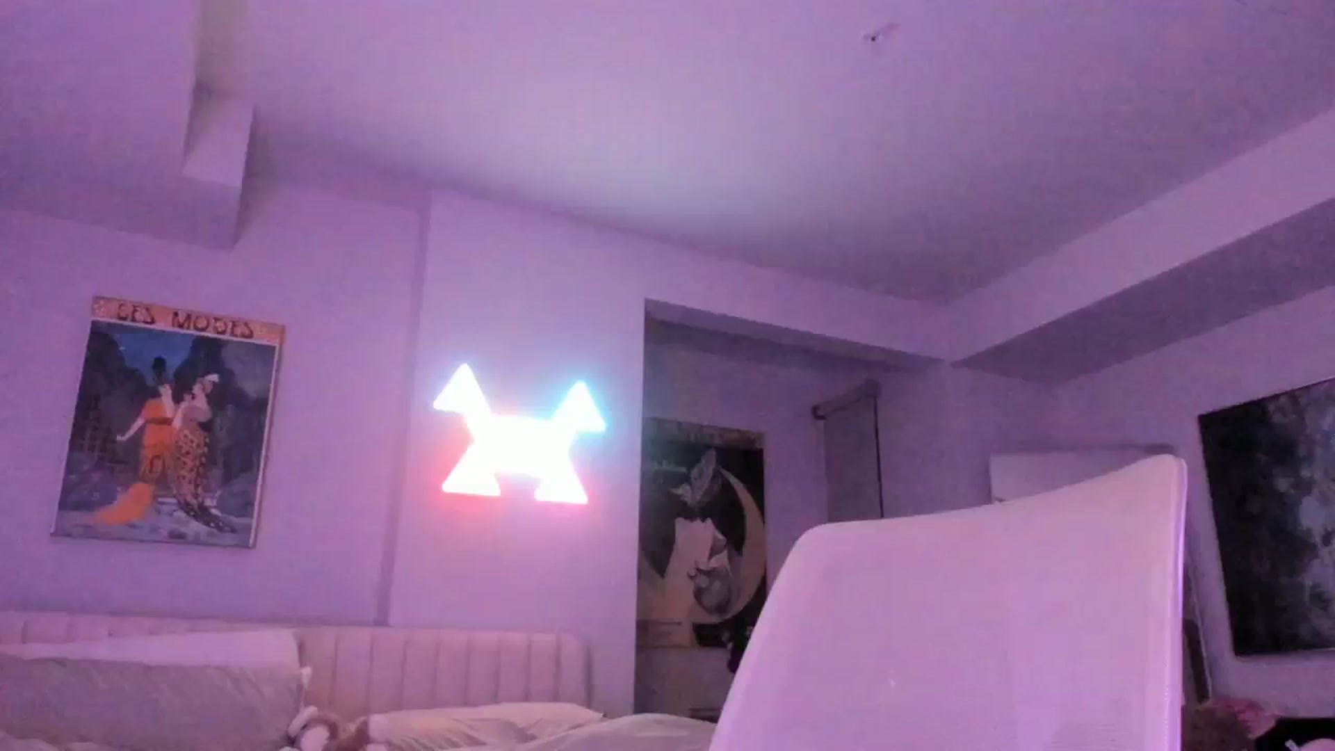 Gallery image thumbnail from goddessccleo's myfreecams stream on, 12/16/2024, 03:15 image 16 of 20