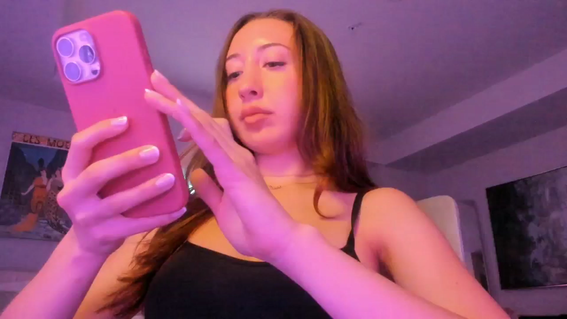 Gallery image thumbnail from goddessccleo's myfreecams stream on, 12/16/2024, 03:15 image 17 of 20