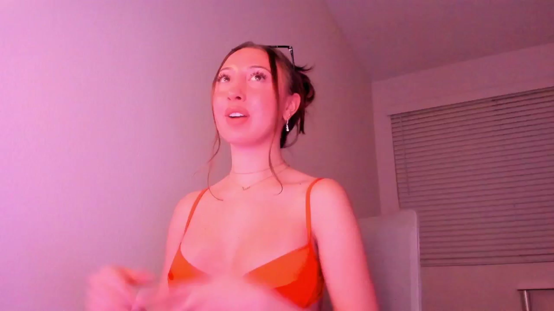 Gallery image thumbnail from goddessccleo's myfreecams stream on, 12/22/2024, 02:42 image 2 of 20