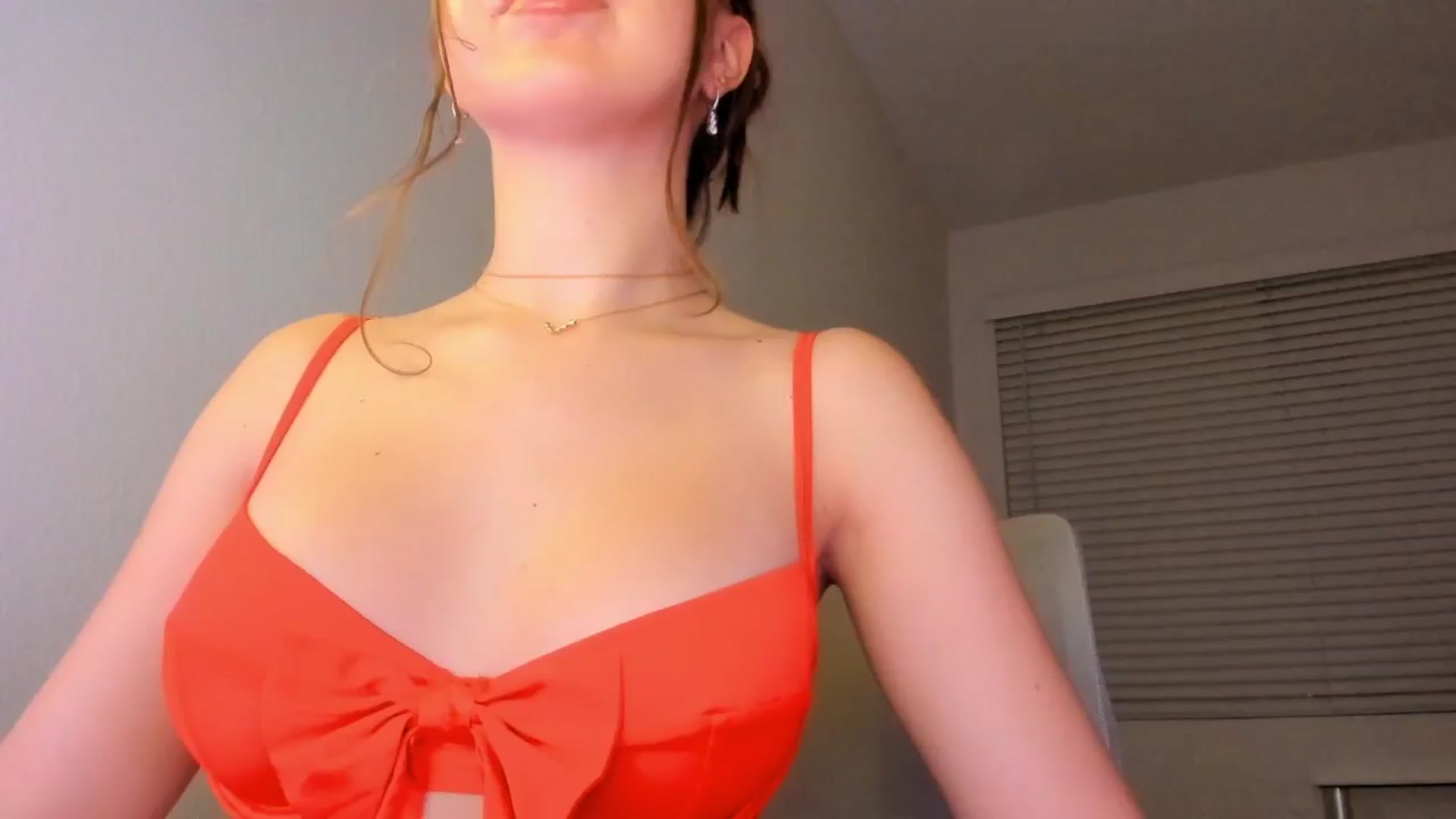 Gallery image thumbnail from goddessccleo's myfreecams stream on, 12/22/2024, 02:42 image 8 of 20
