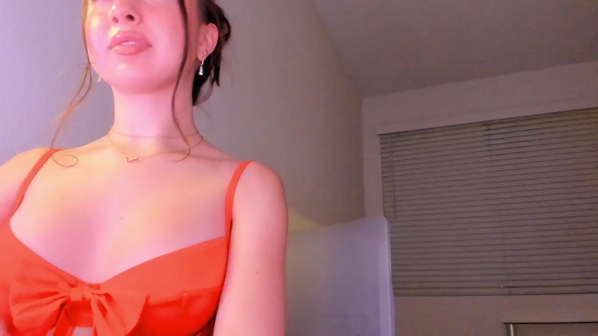 Gallery image thumbnail from goddessccleo's myfreecams stream on, 12/22/2024, 02:42 image 10 of 20