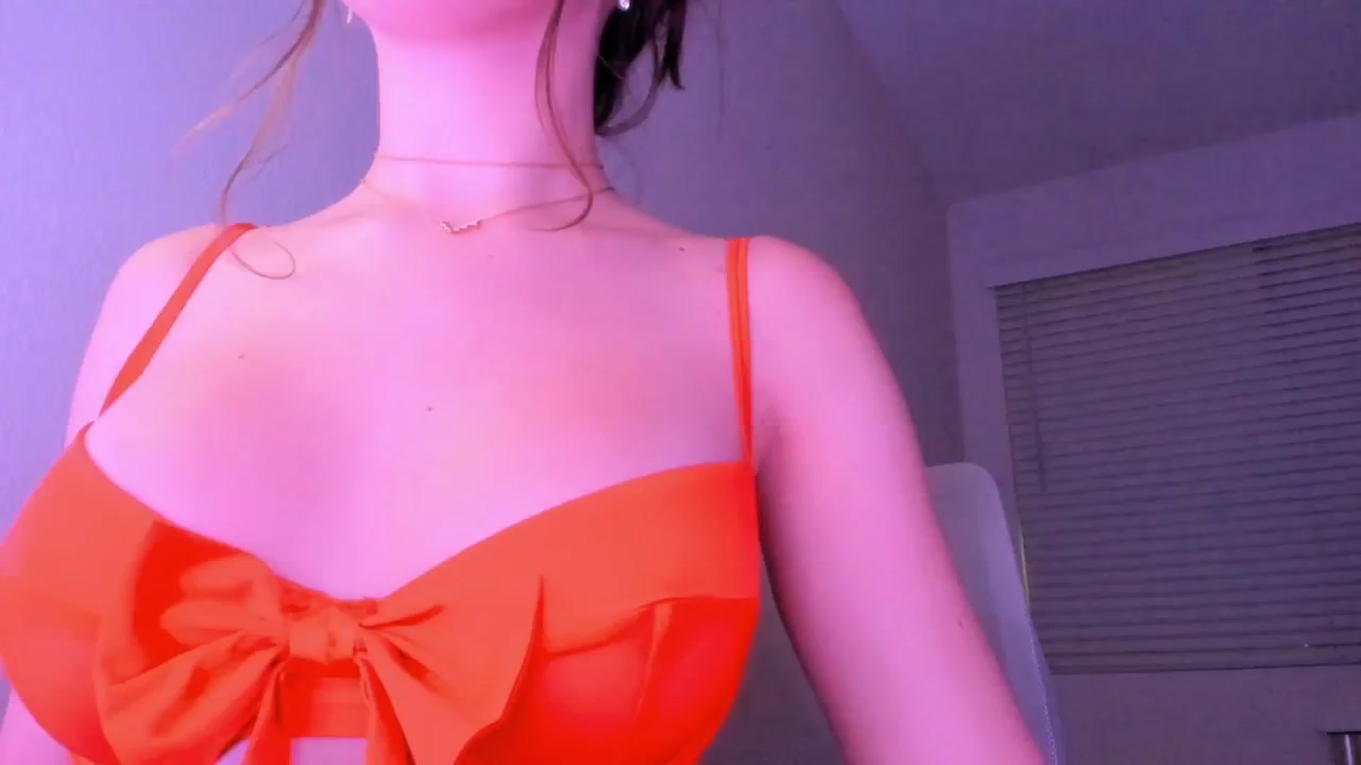 Gallery image thumbnail from goddessccleo's myfreecams stream on, 12/22/2024, 04:19 image 1 of 20