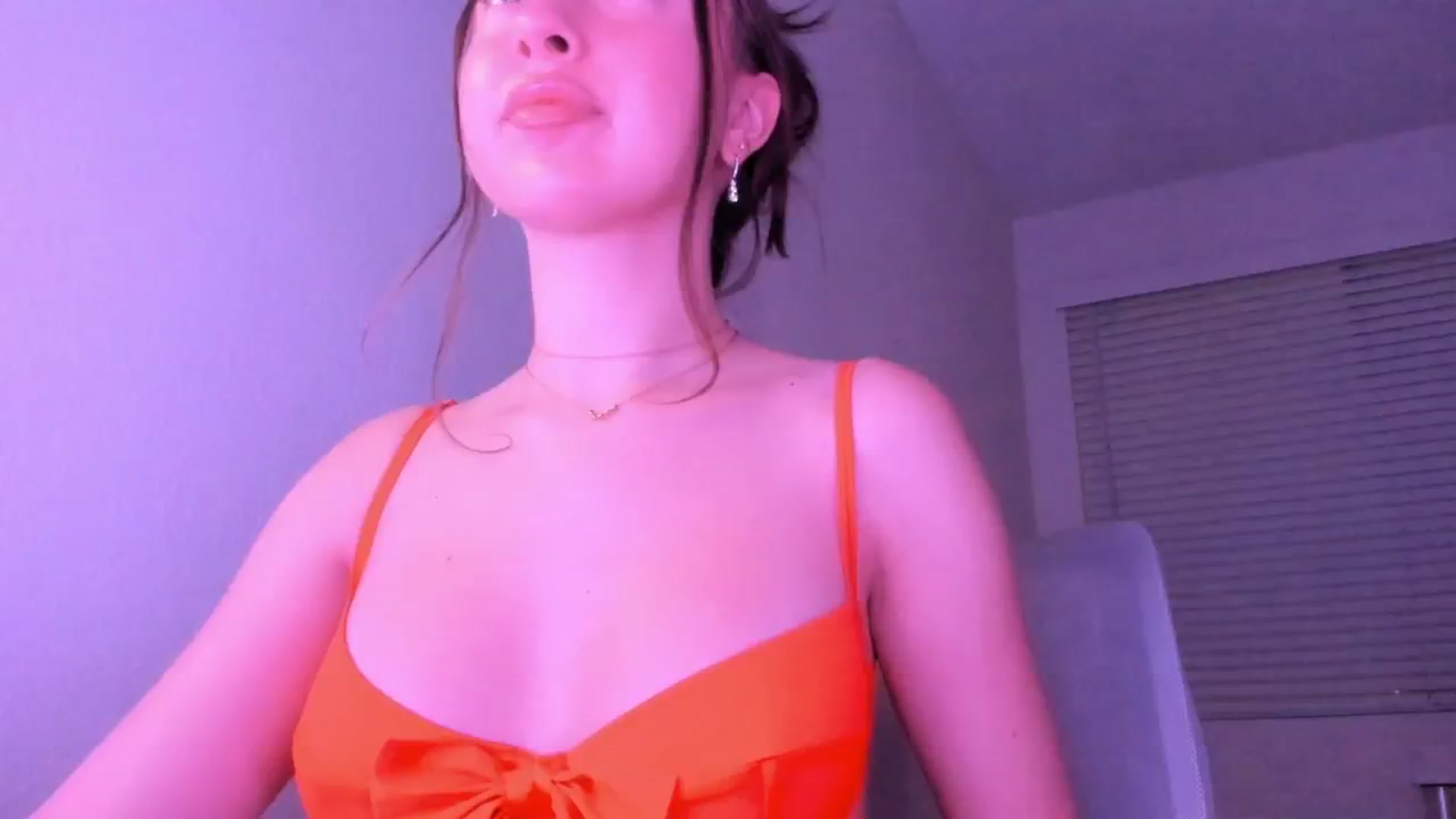 Gallery image thumbnail from goddessccleo's myfreecams stream on, 12/22/2024, 04:19 image 3 of 20