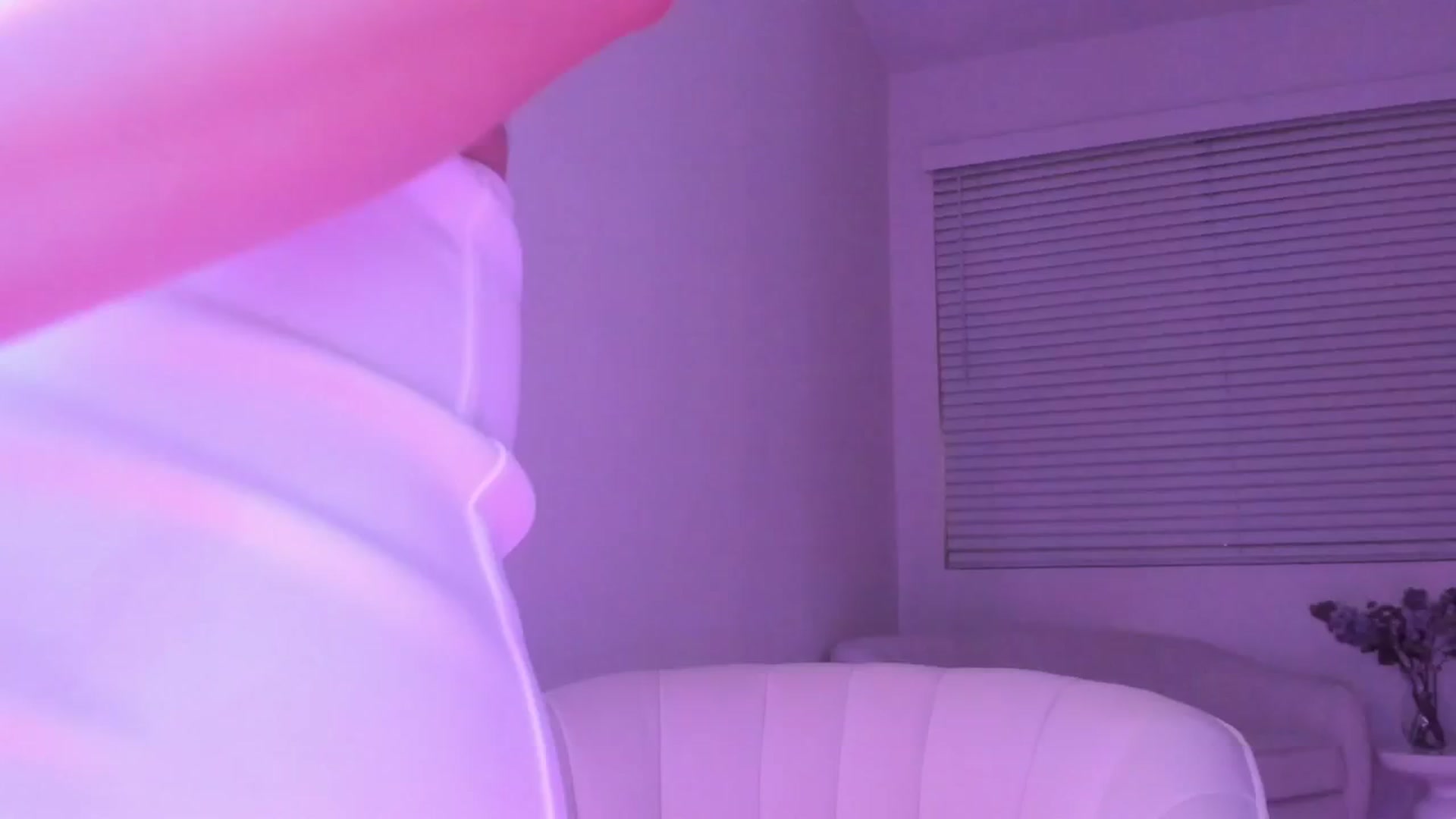 Gallery image thumbnail from goddessccleo's myfreecams stream on, 01/04/2025, 03:03 image 15 of 20