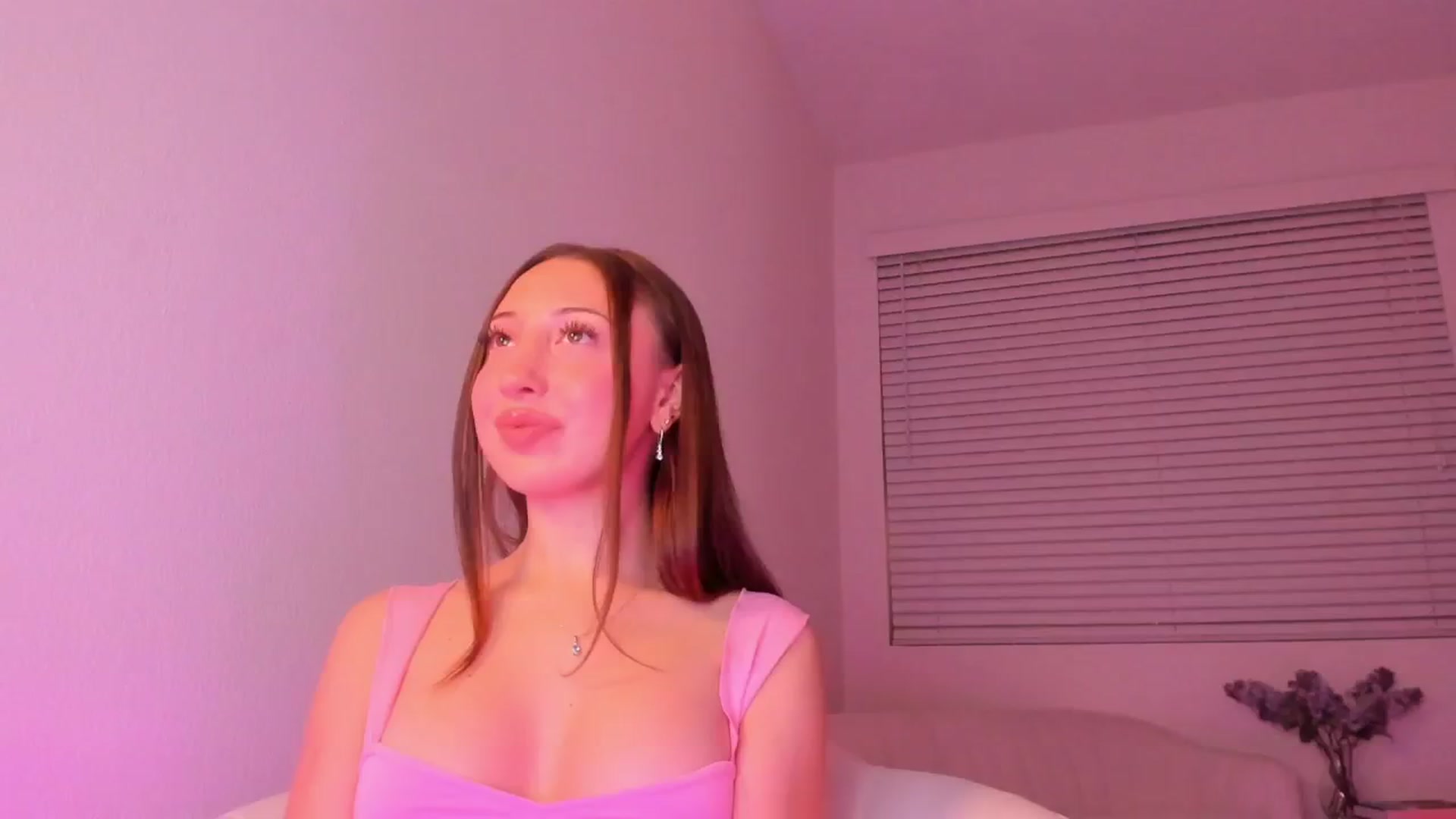 Gallery image thumbnail from goddessccleo's myfreecams stream on, 01/07/2025, 02:13 image 2 of 20