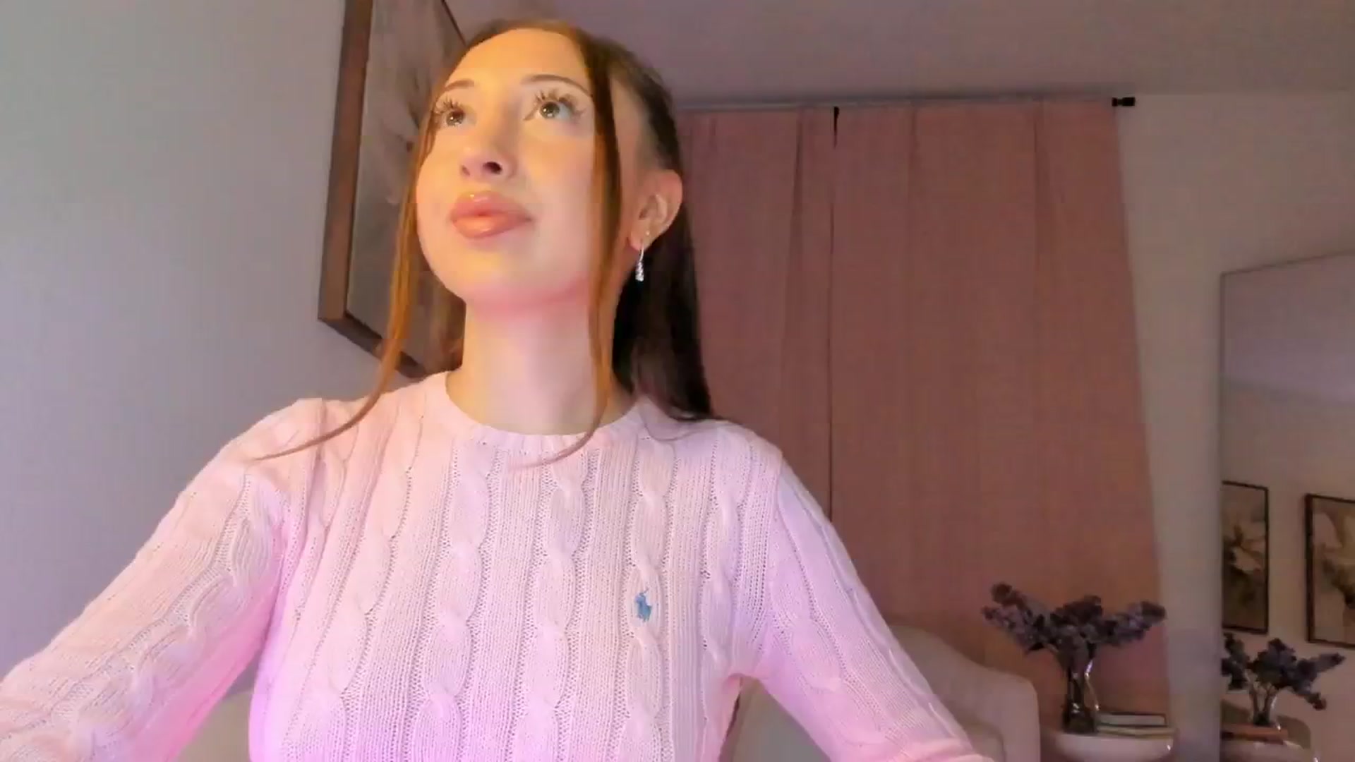 Gallery image thumbnail from goddessccleo's myfreecams stream on, 01/12/2025, 02:51 image 10 of 20