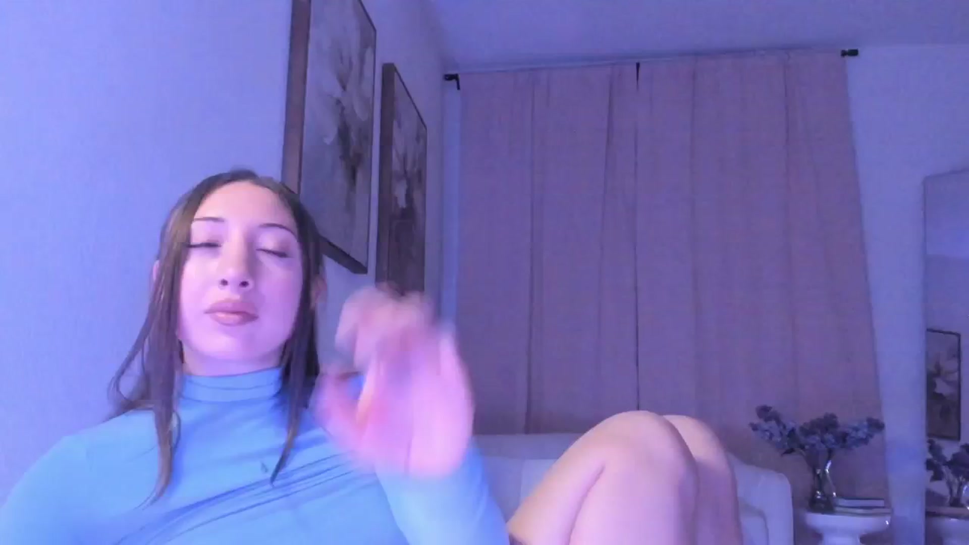 Gallery image thumbnail from goddessccleo's myfreecams stream on, 01/14/2025, 03:32 image 13 of 20