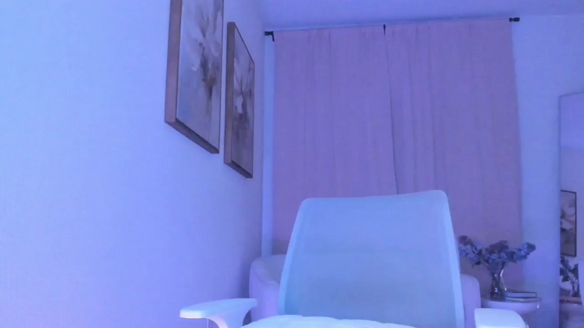 Gallery image thumbnail from goddessccleo's myfreecams stream on, 01/20/2025, 06:12 image 17 of 20