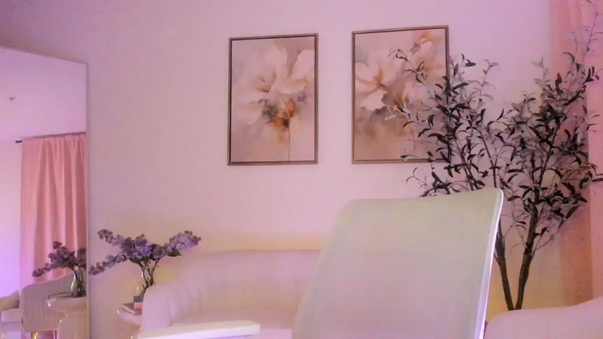 Gallery image thumbnail from goddessccleo's myfreecams stream on, 01/21/2025, 03:31 image 15 of 20