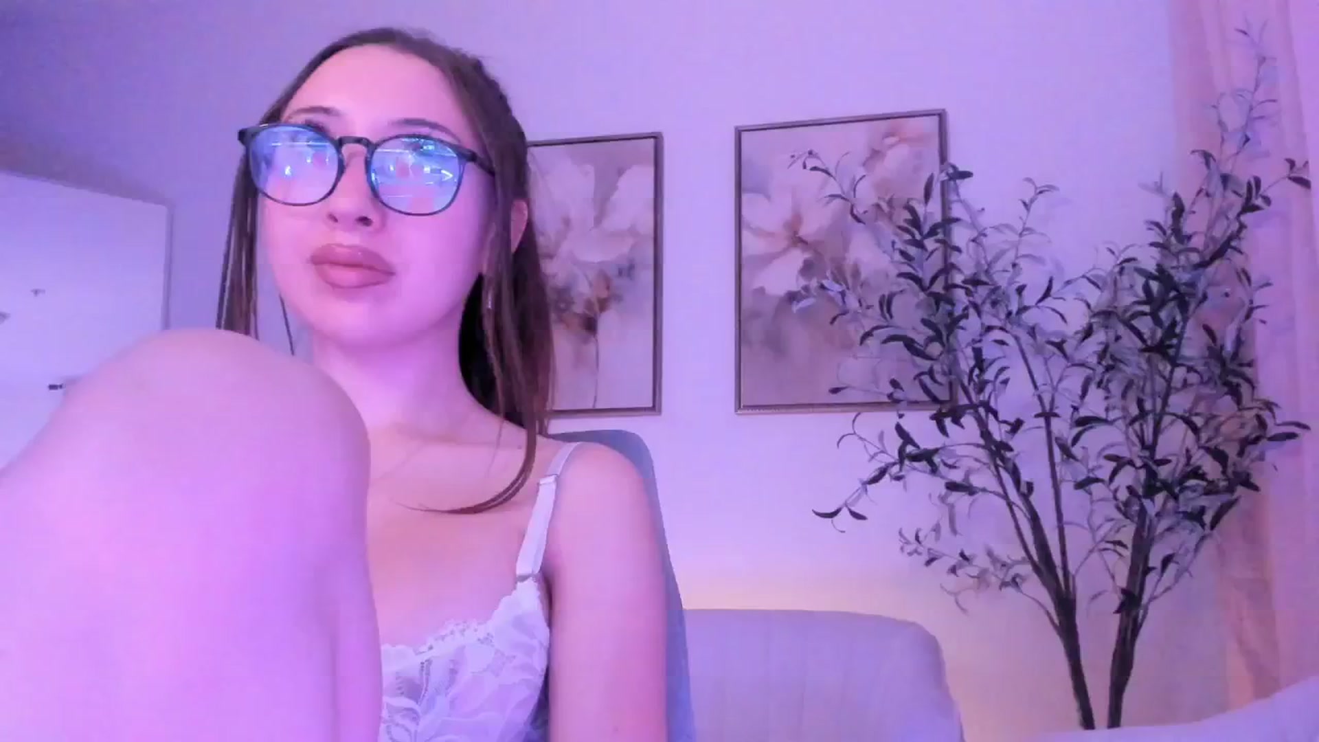 Gallery image thumbnail from goddessccleo's myfreecams stream on, 01/26/2025, 05:14 image 11 of 20