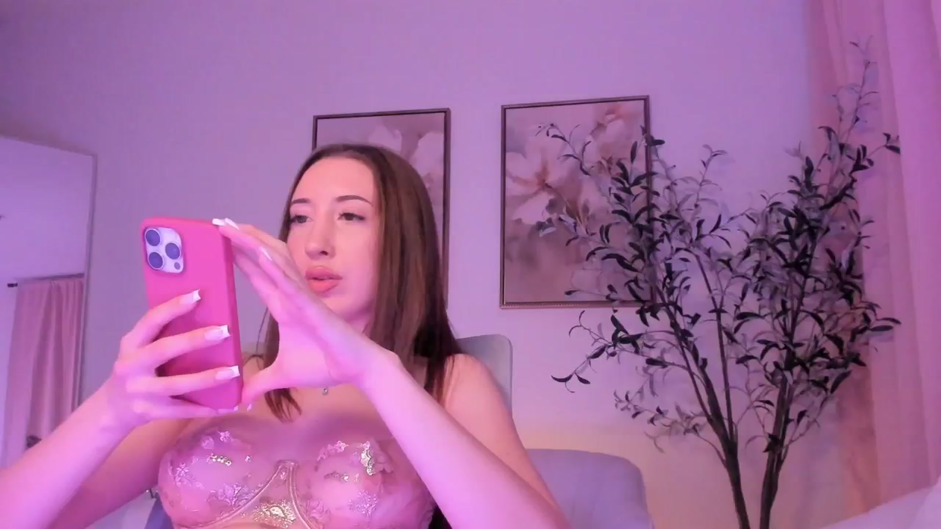 Gallery image thumbnail from goddessccleo's myfreecams stream on, 01/30/2025, 06:50 image 18 of 20