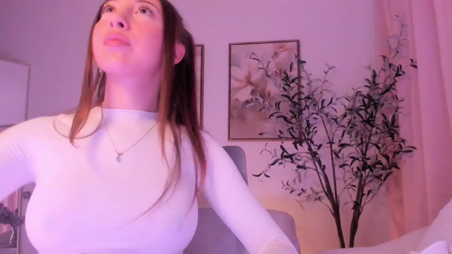 Gallery image thumbnail from goddessccleo's myfreecams stream on, 02/01/2025, 01:57 image 18 of 20