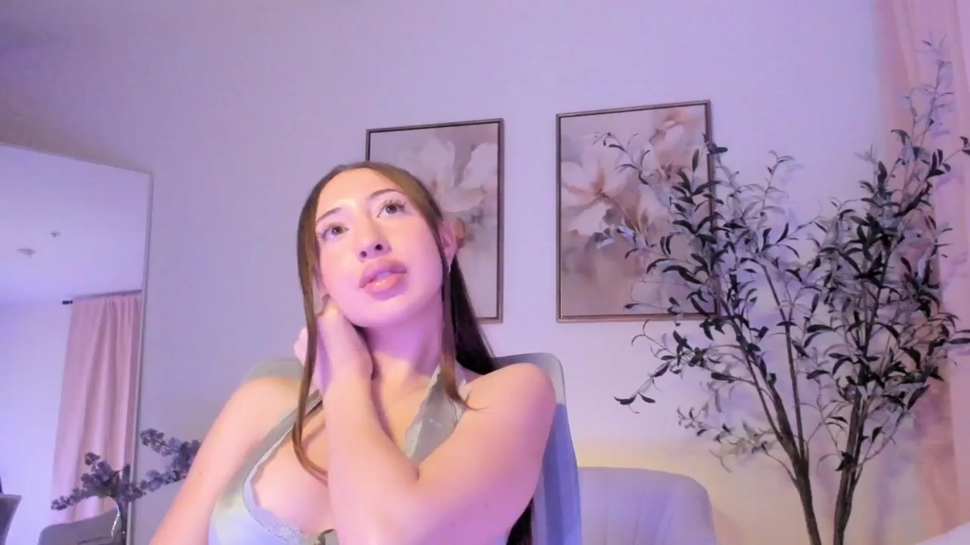 Gallery image thumbnail from goddessccleo's myfreecams stream on, 02/05/2025, 02:59 image 19 of 20