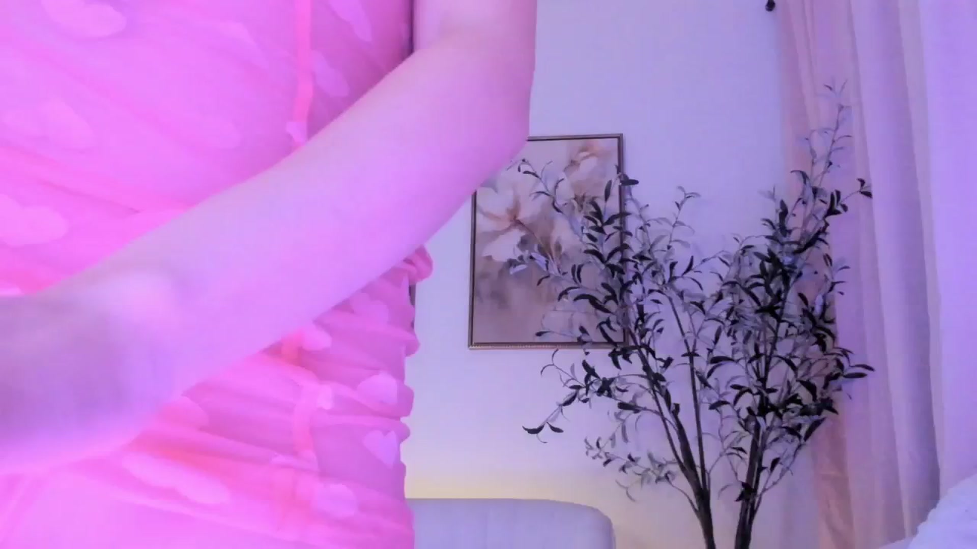 Gallery image thumbnail from goddessccleo's myfreecams stream on, 02/16/2025, 03:51 image 4 of 20