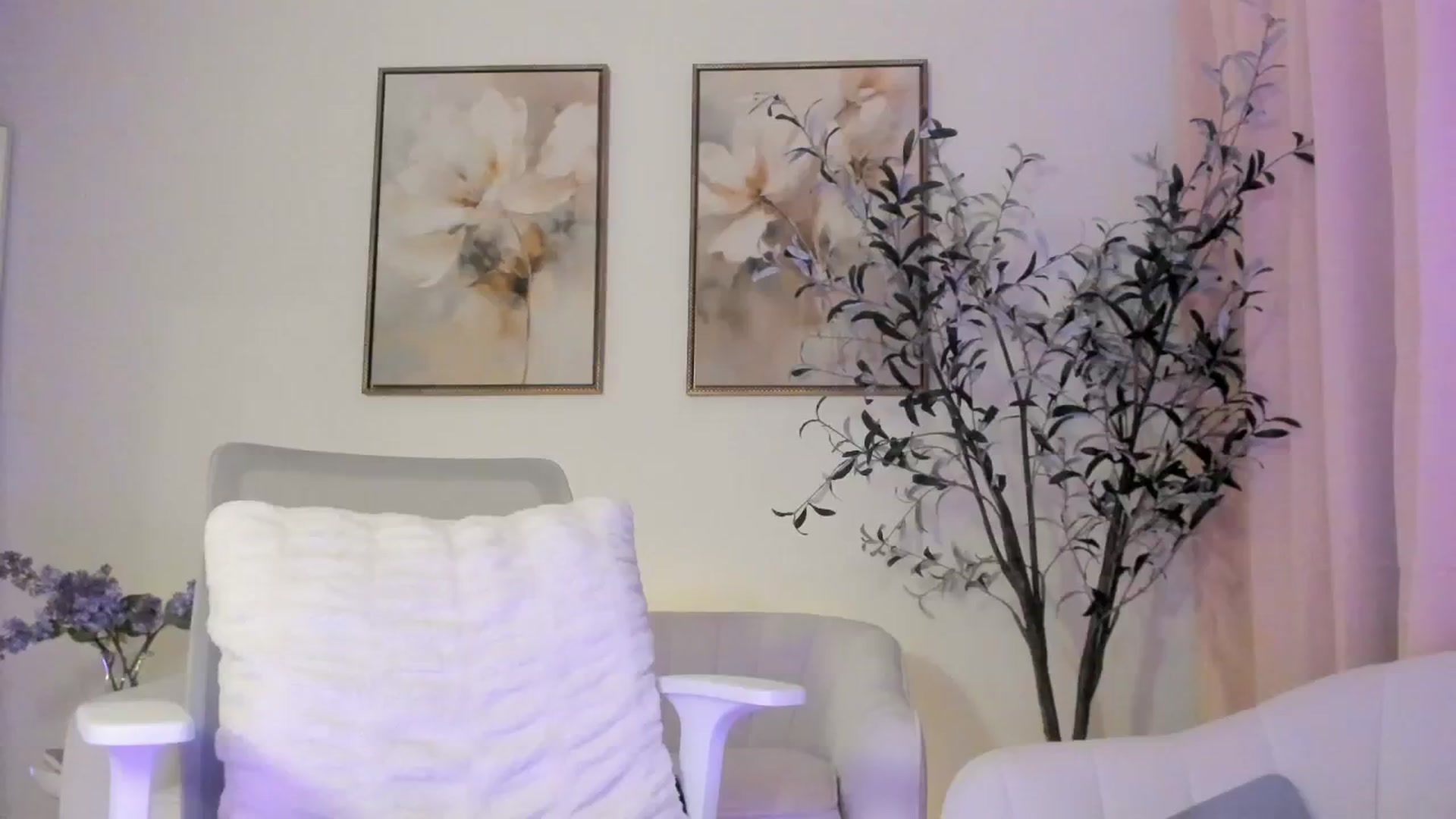 Gallery image thumbnail from goddessccleo's myfreecams stream on, 02/19/2025, 06:50 image 14 of 20