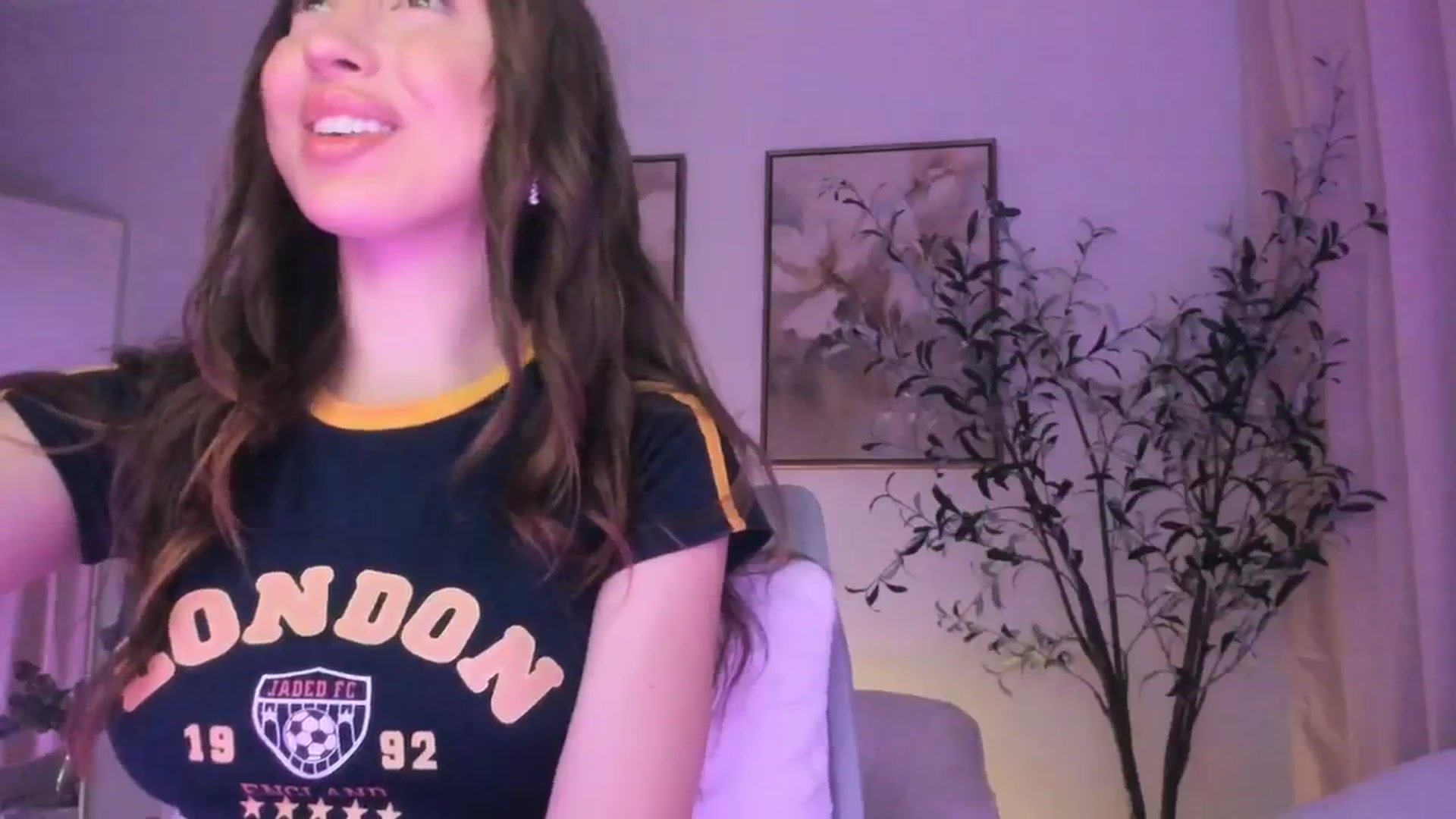 Gallery image thumbnail from goddessccleo's myfreecams stream on, 02/20/2025, 02:40 image 11 of 20
