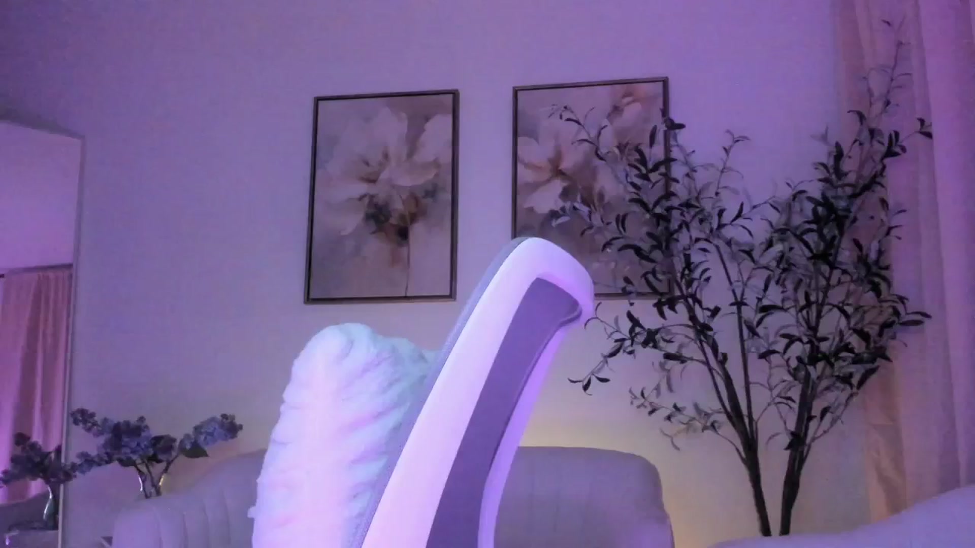 Gallery image thumbnail from goddessccleo's myfreecams stream on, 02/20/2025, 02:40 image 7 of 20