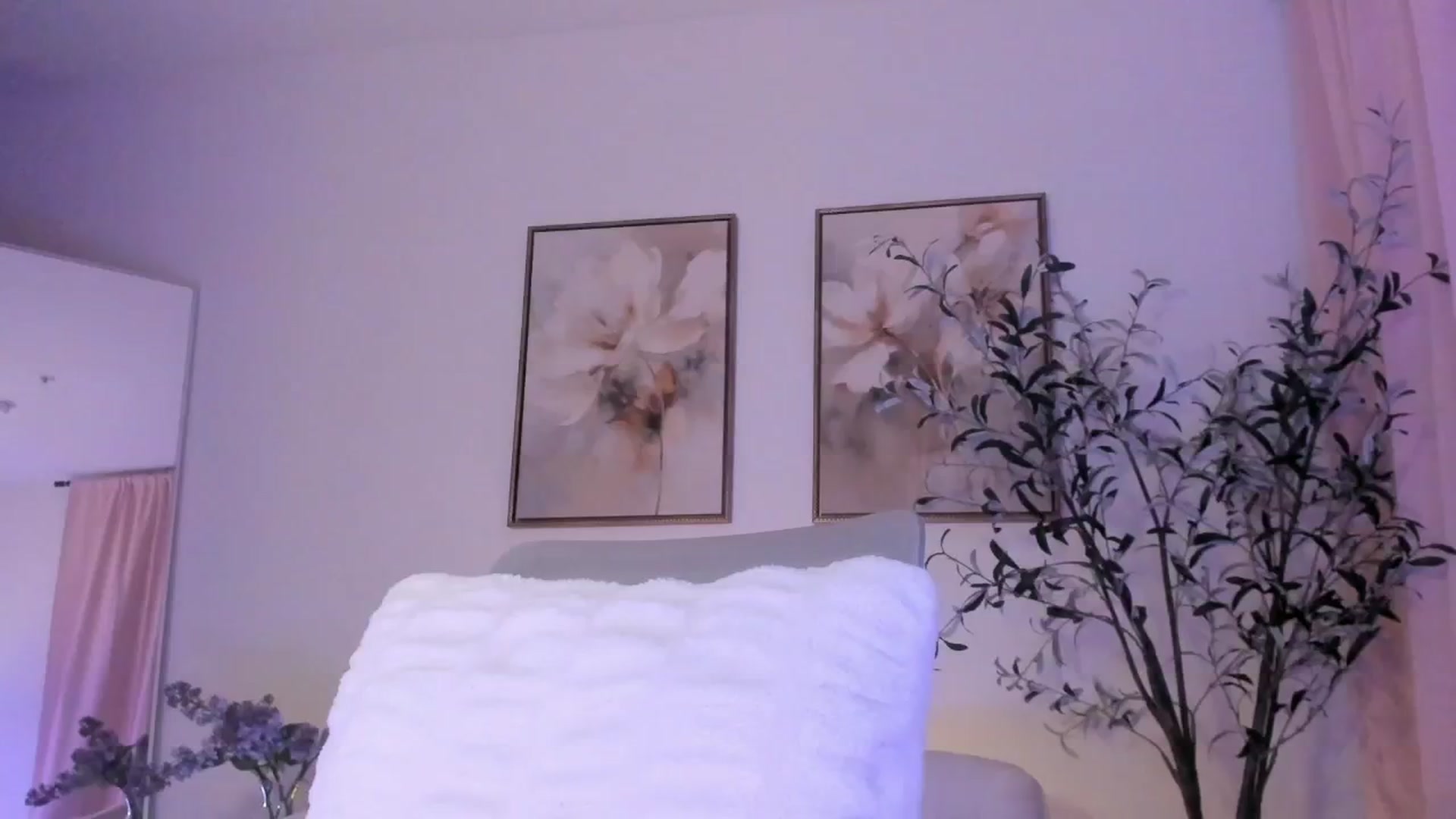 Gallery image thumbnail from goddessccleo's myfreecams stream on, 02/23/2025, 02:19 image 10 of 20