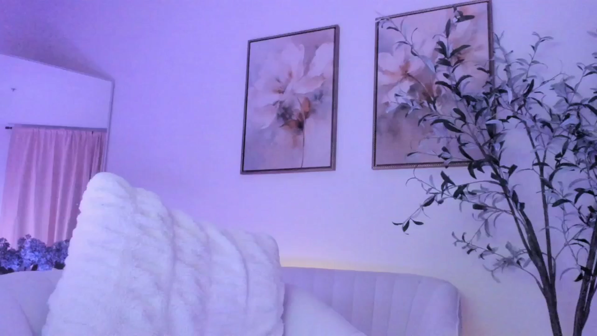 Gallery image thumbnail from goddessccleo's myfreecams stream on, 03/01/2025, 05:01 image 12 of 20