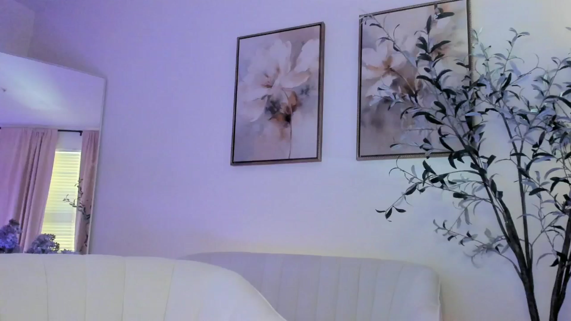 Gallery image thumbnail from goddessccleo's myfreecams stream on, 03/06/2025, 18:44 image 4 of 20