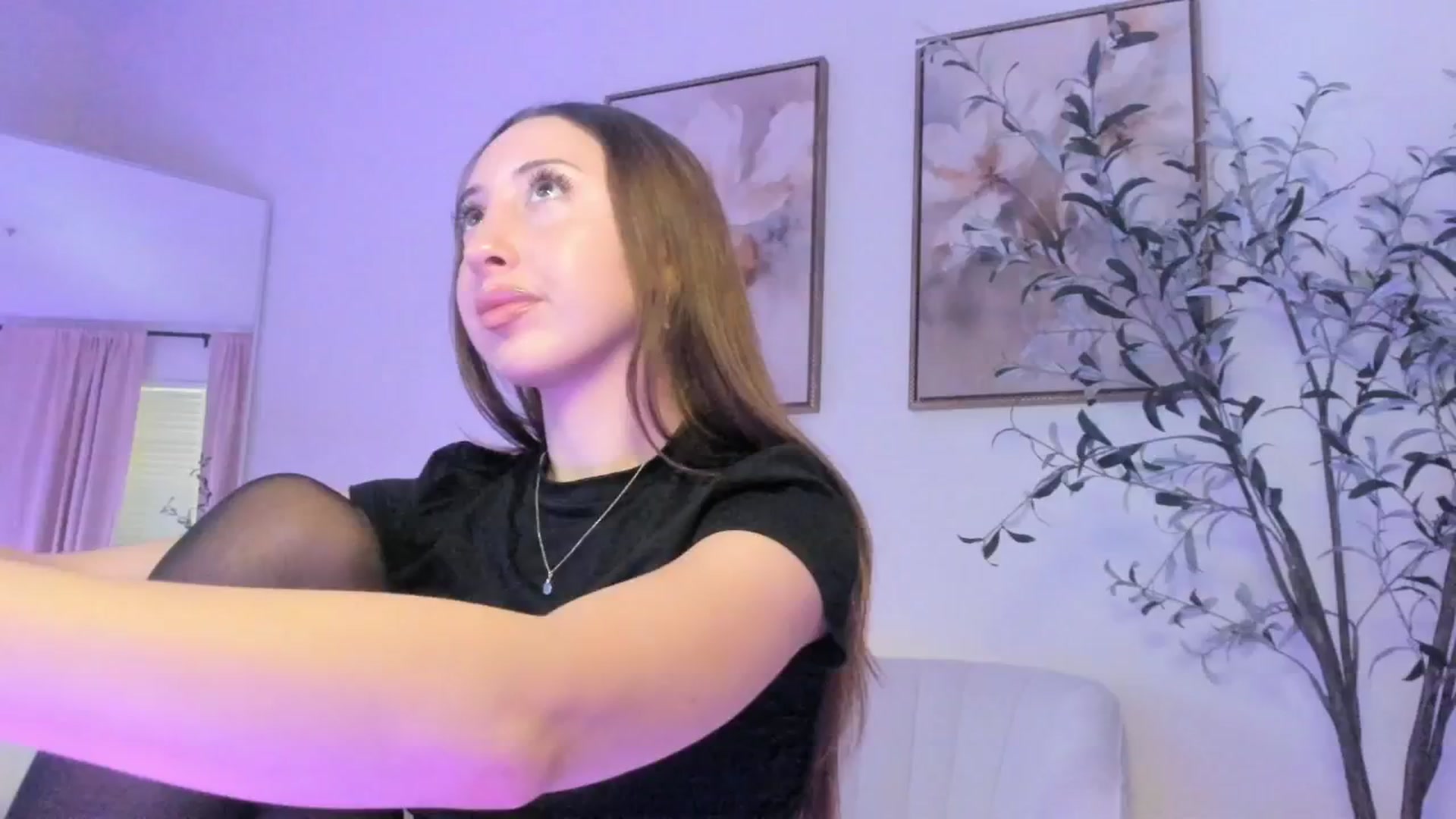 Gallery image thumbnail from goddessccleo's myfreecams stream on, 03/06/2025, 18:44 image 13 of 20