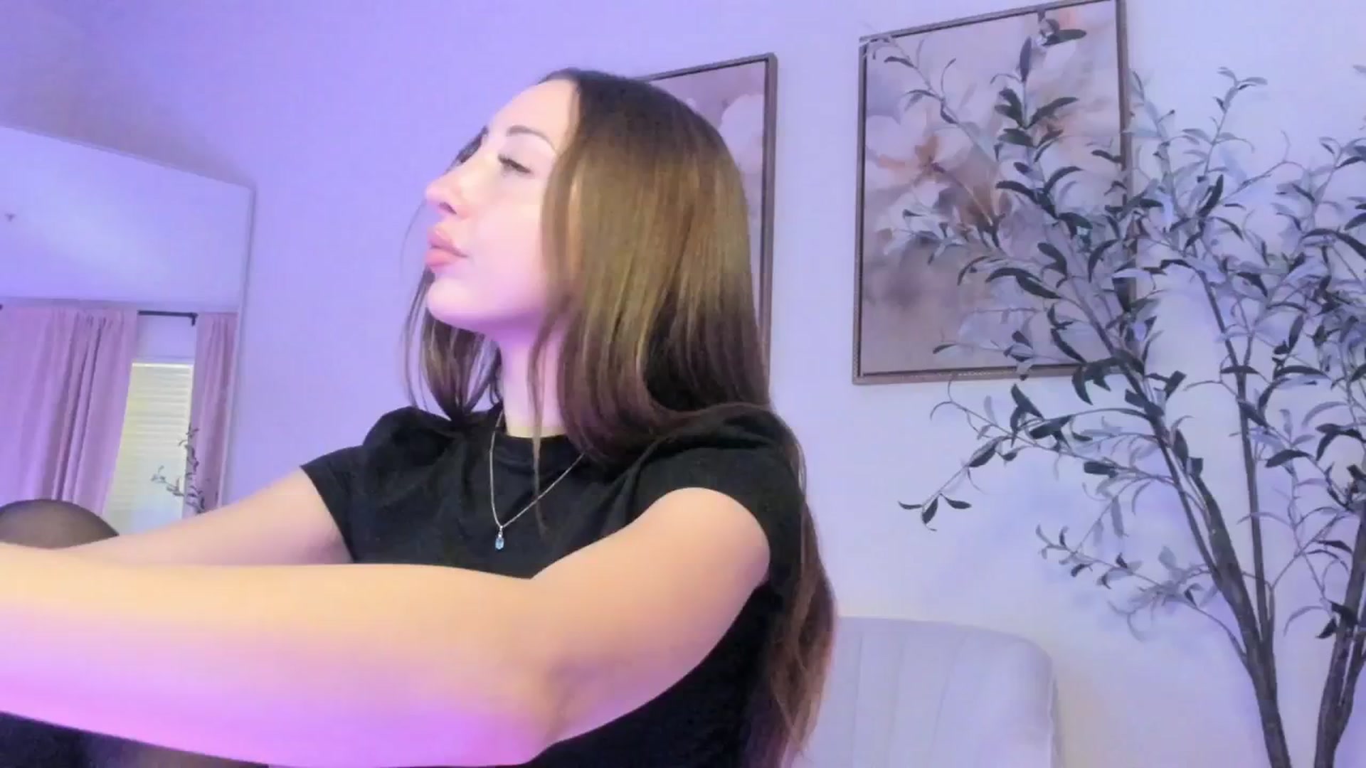Gallery image thumbnail from goddessccleo's myfreecams stream on, 03/06/2025, 18:44 image 11 of 20