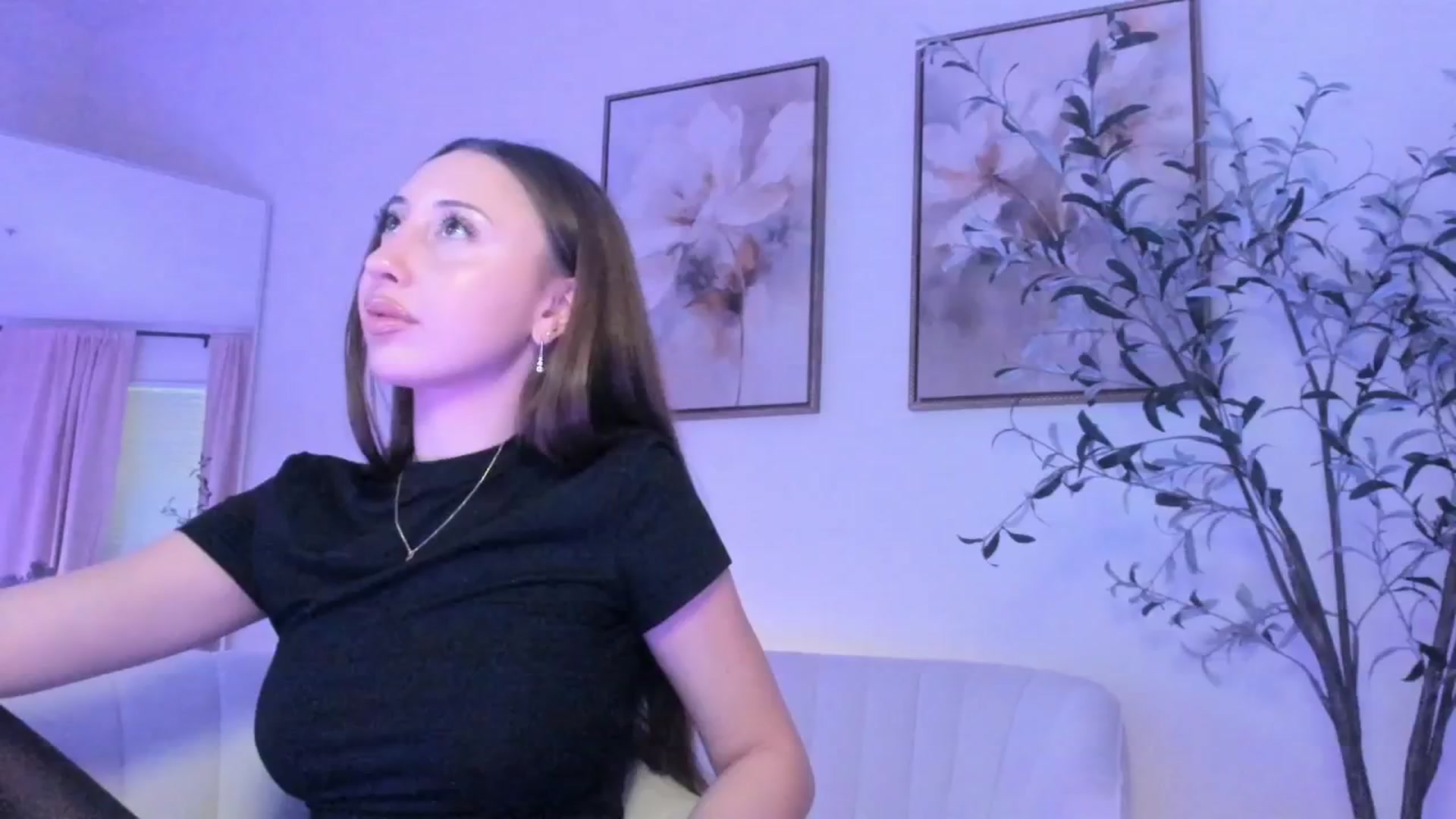 Gallery image thumbnail from goddessccleo's myfreecams stream on, 03/06/2025, 21:19 image 5 of 20