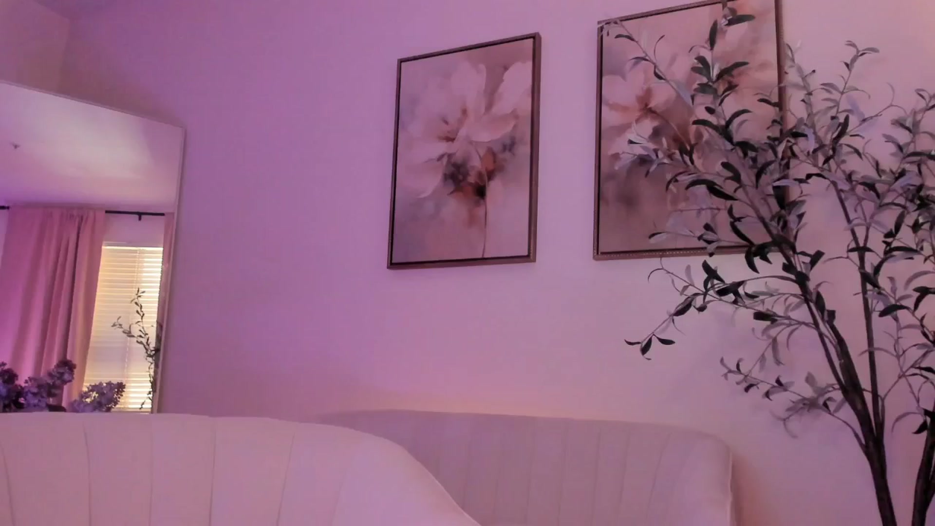 Gallery image thumbnail from goddessccleo's myfreecams stream on, 03/10/2025, 19:22 image 3 of 20