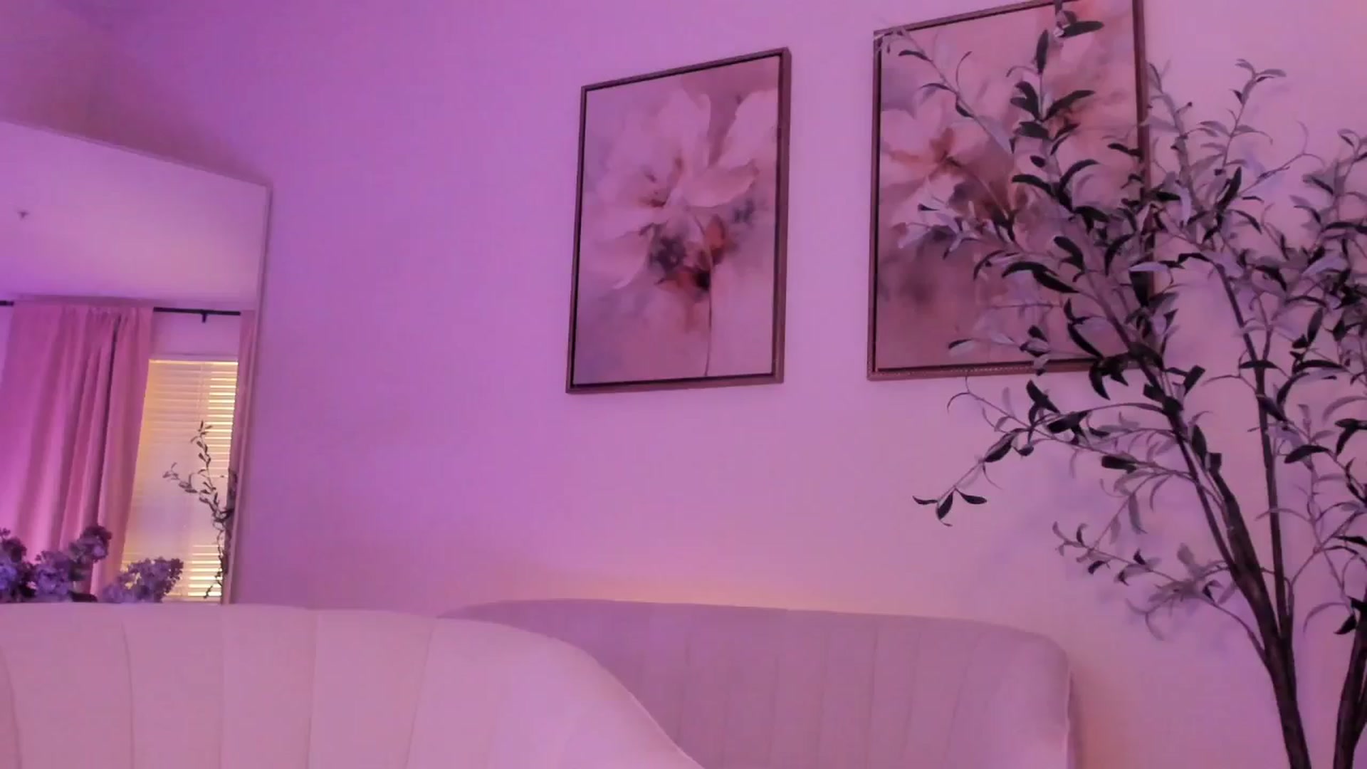 Gallery image thumbnail from goddessccleo's myfreecams stream on, 03/10/2025, 19:22 image 19 of 20