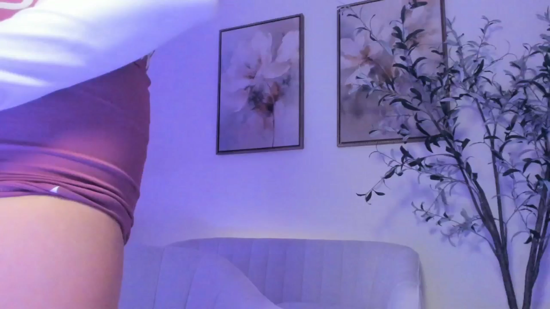 Gallery image thumbnail from goddessccleo's myfreecams stream on, 03/13/2025, 04:02 image 6 of 20