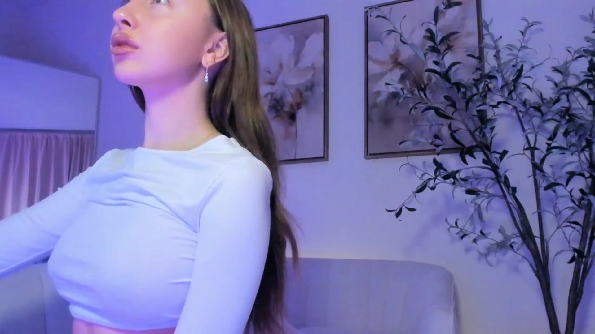 Gallery image thumbnail from goddessccleo's myfreecams stream on, 03/13/2025, 04:02 image 11 of 20