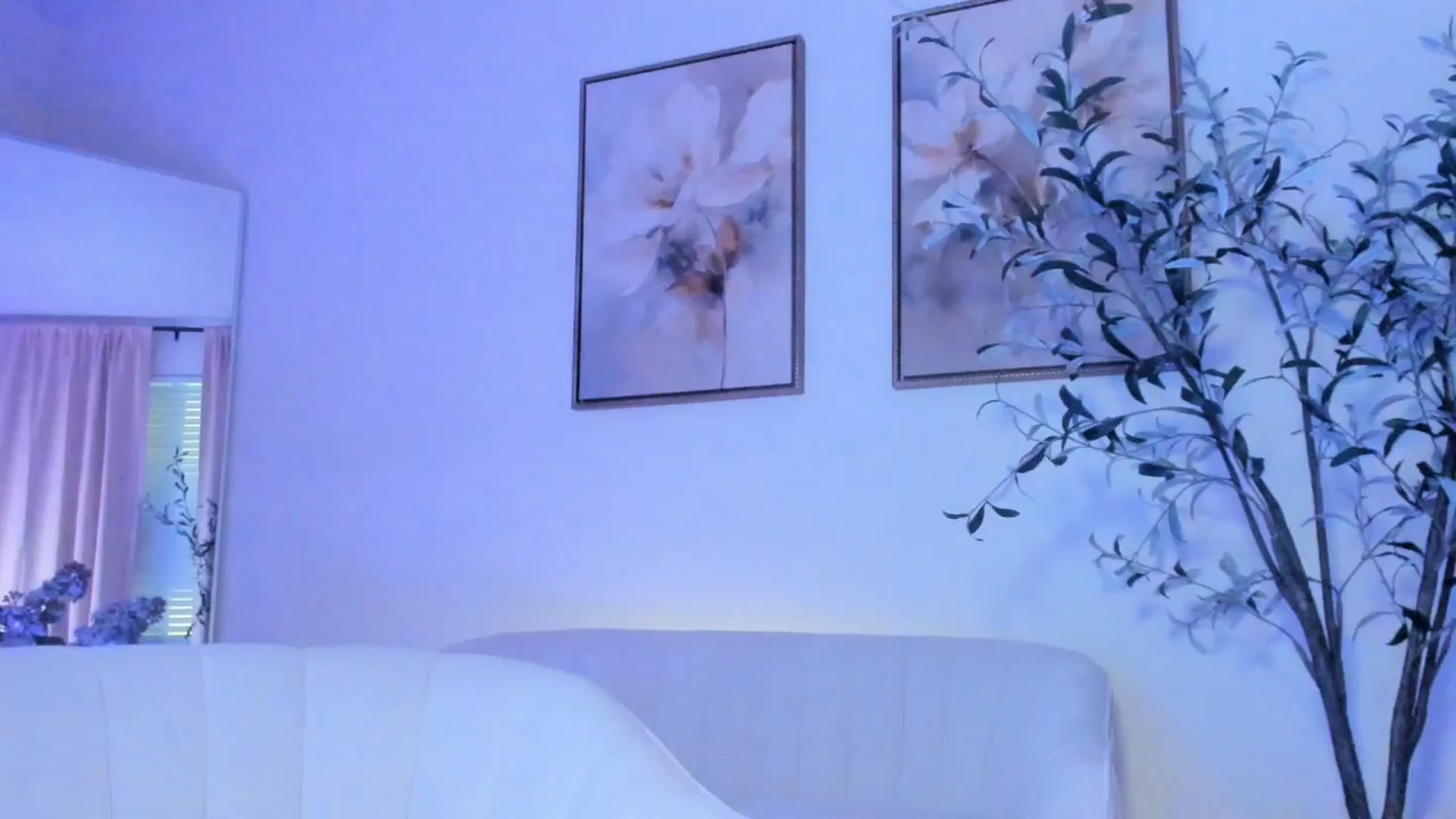 Gallery image thumbnail from goddessccleo's myfreecams stream on, 03/13/2025, 18:43 image 7 of 20