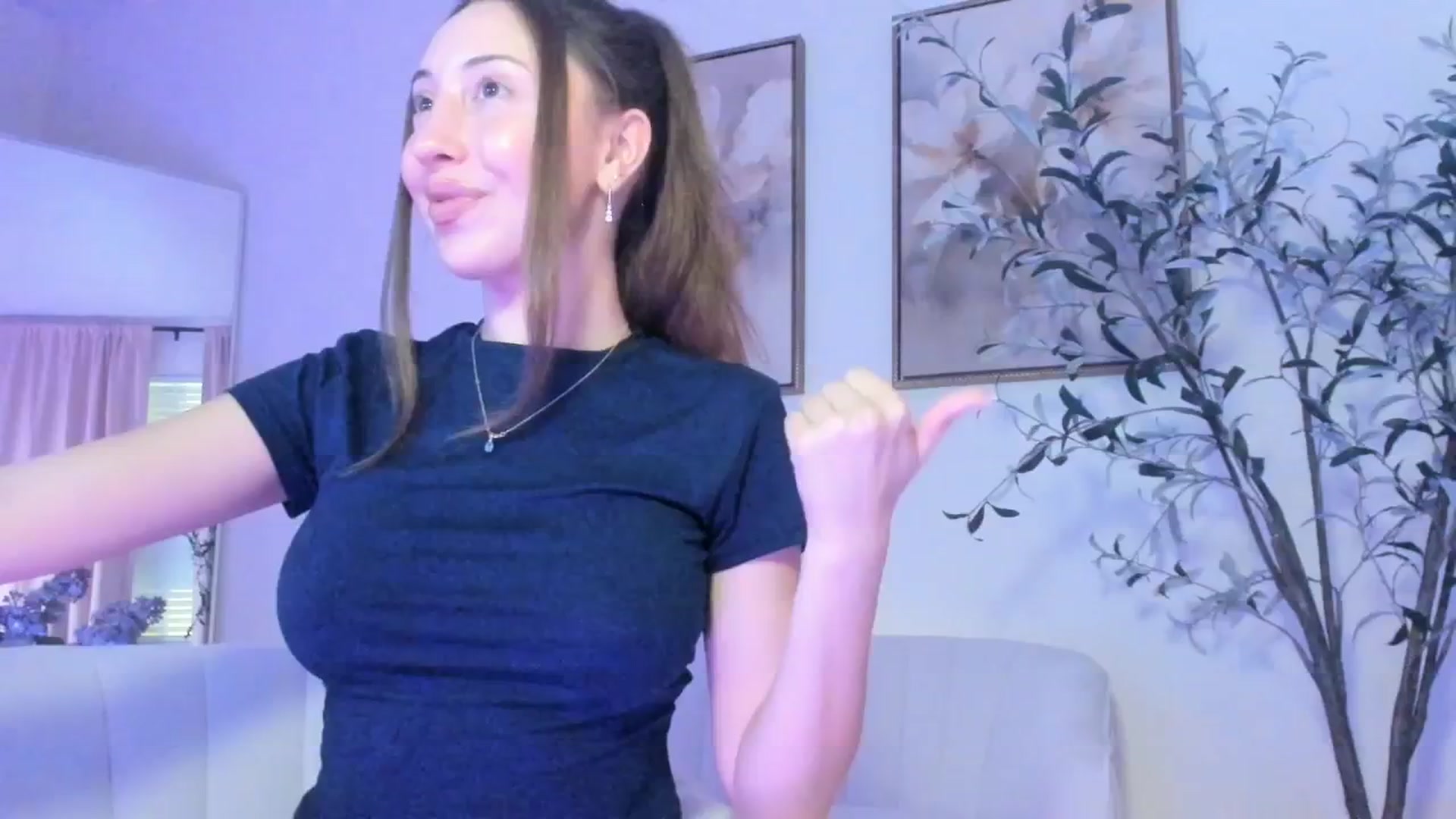 Gallery image thumbnail from goddessccleo's myfreecams stream on, 03/13/2025, 18:43 image 16 of 20