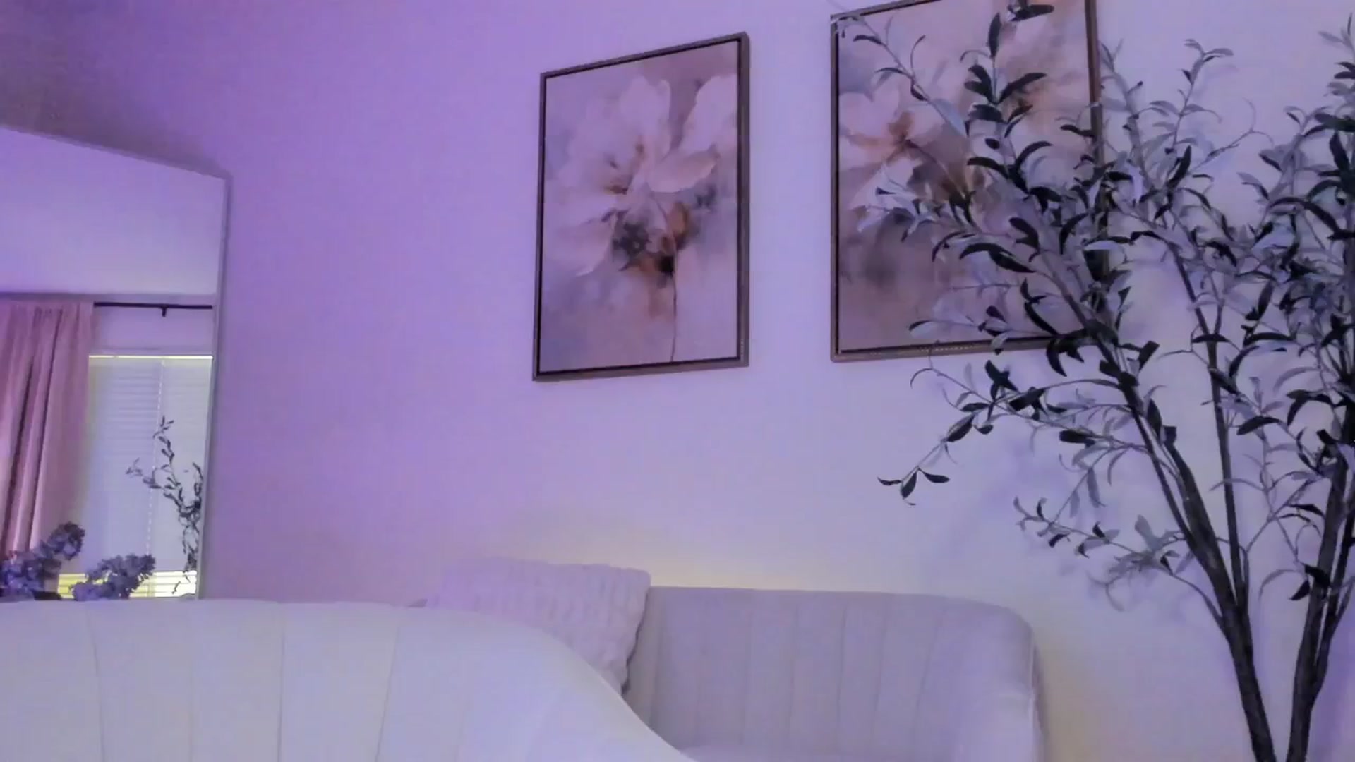 Gallery image thumbnail from goddessccleo's myfreecams stream on, 03/20/2025, 20:45 image 14 of 20