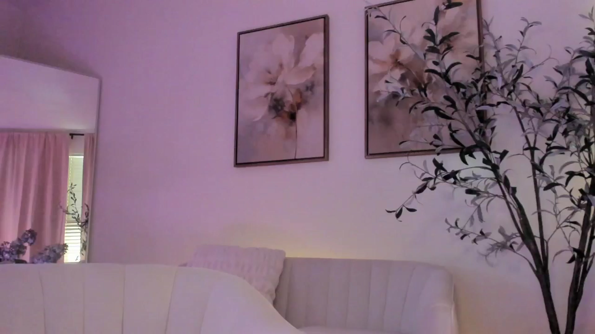 Gallery image thumbnail from goddessccleo's myfreecams stream on, 03/21/2025, 19:08 image 4 of 20