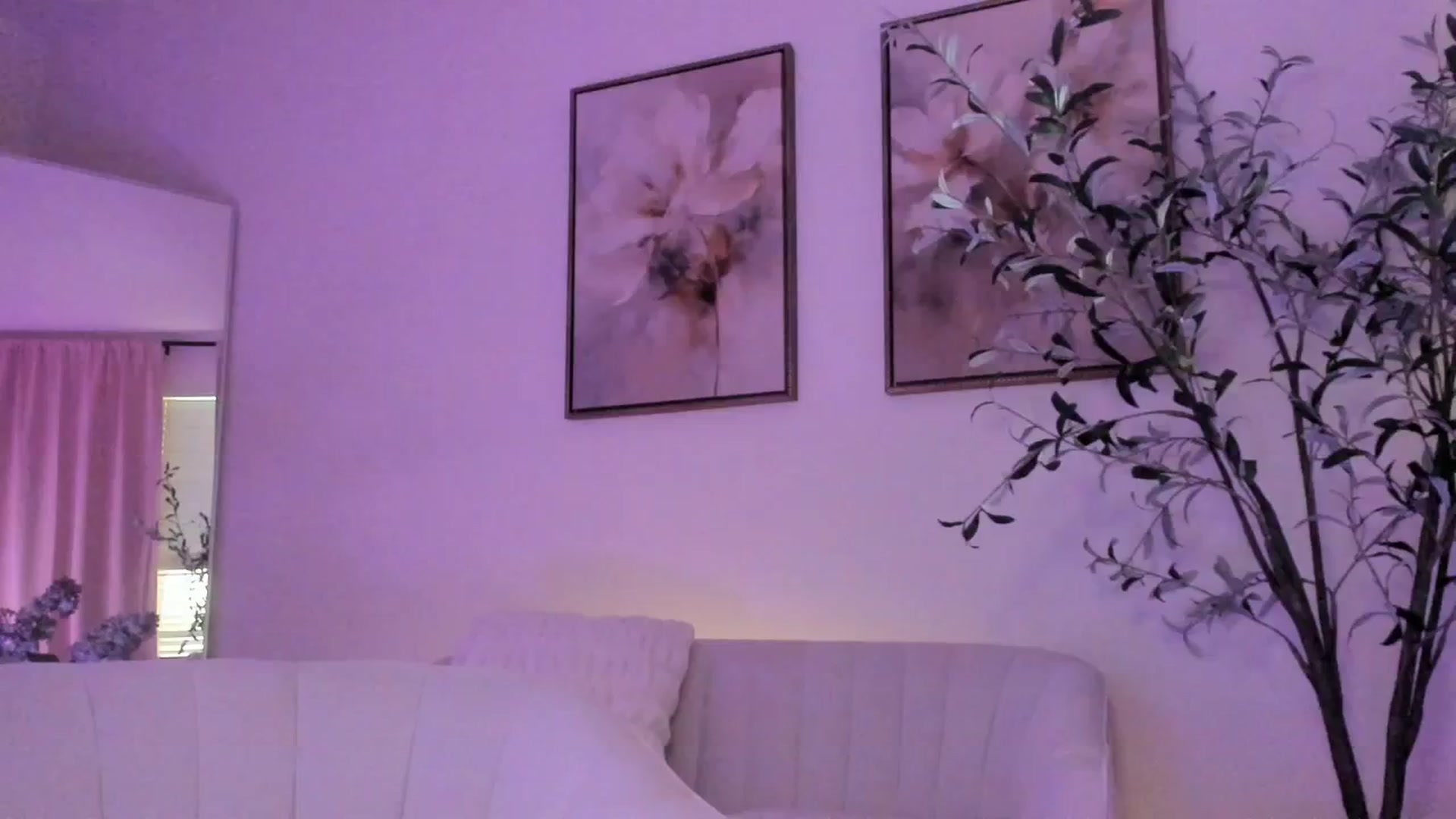 Gallery image thumbnail from goddessccleo's myfreecams stream on, 03/24/2025, 20:44 image 5 of 20