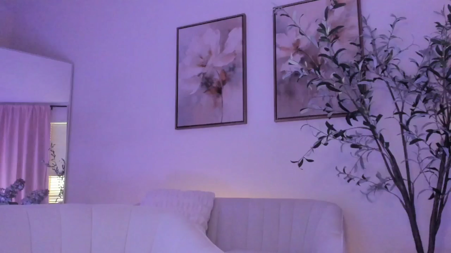 Gallery image thumbnail from goddessccleo's myfreecams stream on, 03/24/2025, 20:44 image 11 of 20