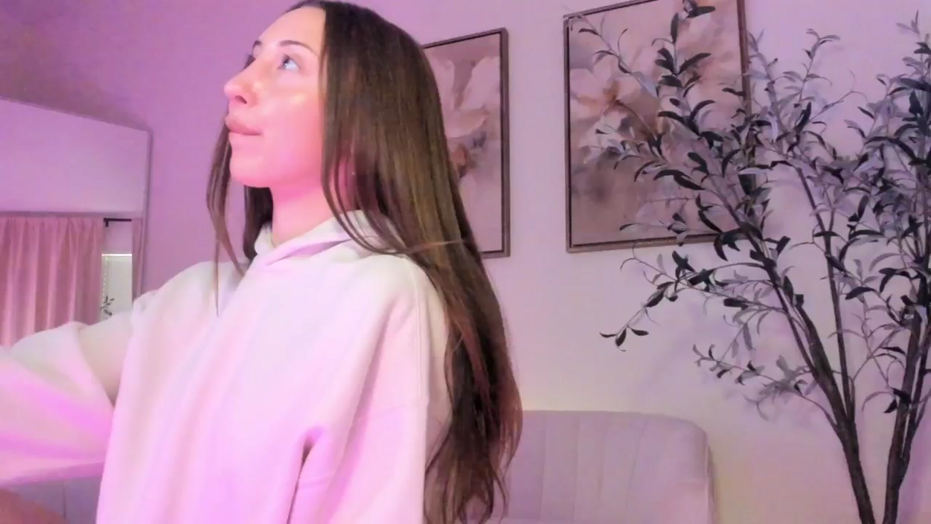 Gallery image thumbnail from goddessccleo's myfreecams stream on, 03/27/2025, 19:18 image 13 of 20