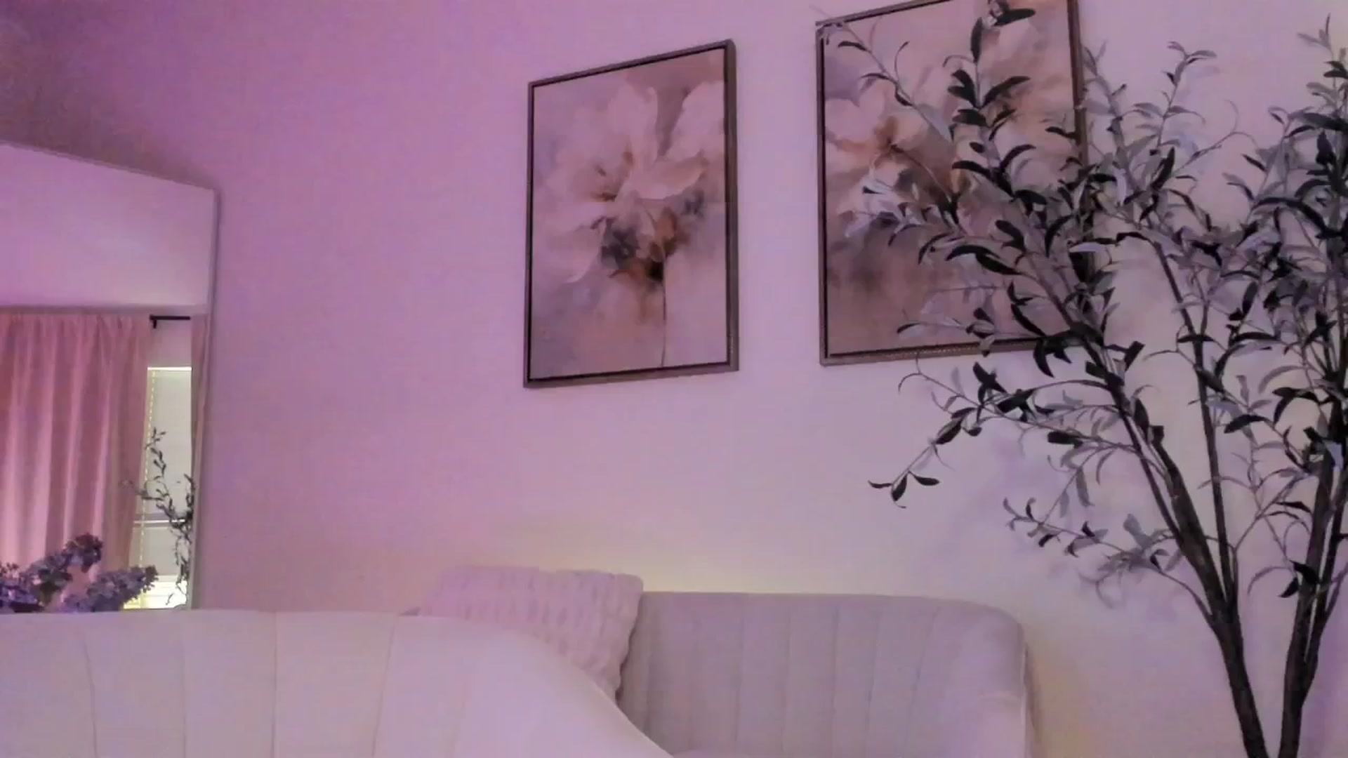 Gallery image thumbnail from goddessccleo's myfreecams stream on, 03/27/2025, 19:18 image 20 of 20