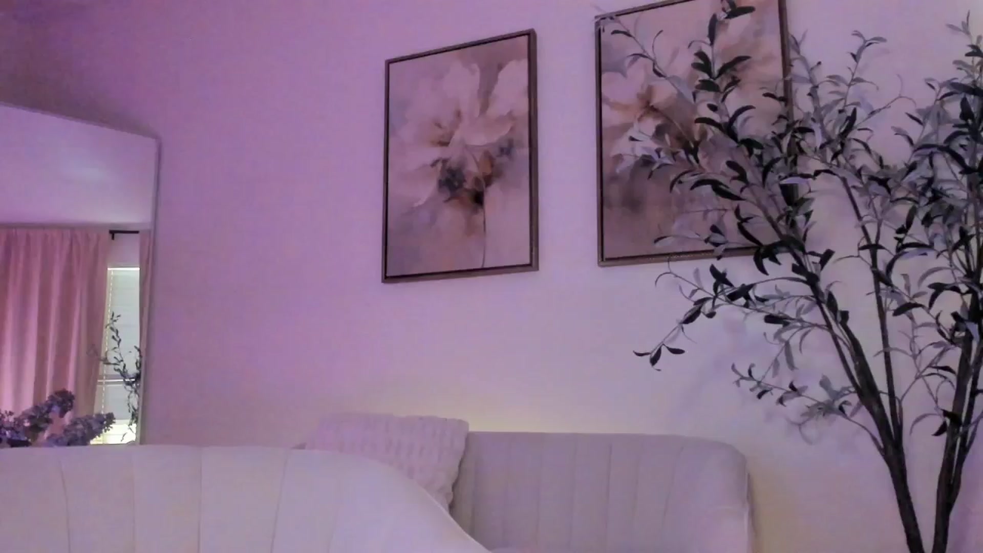 Gallery image thumbnail from goddessccleo's myfreecams stream on, 03/27/2025, 19:18 image 11 of 20